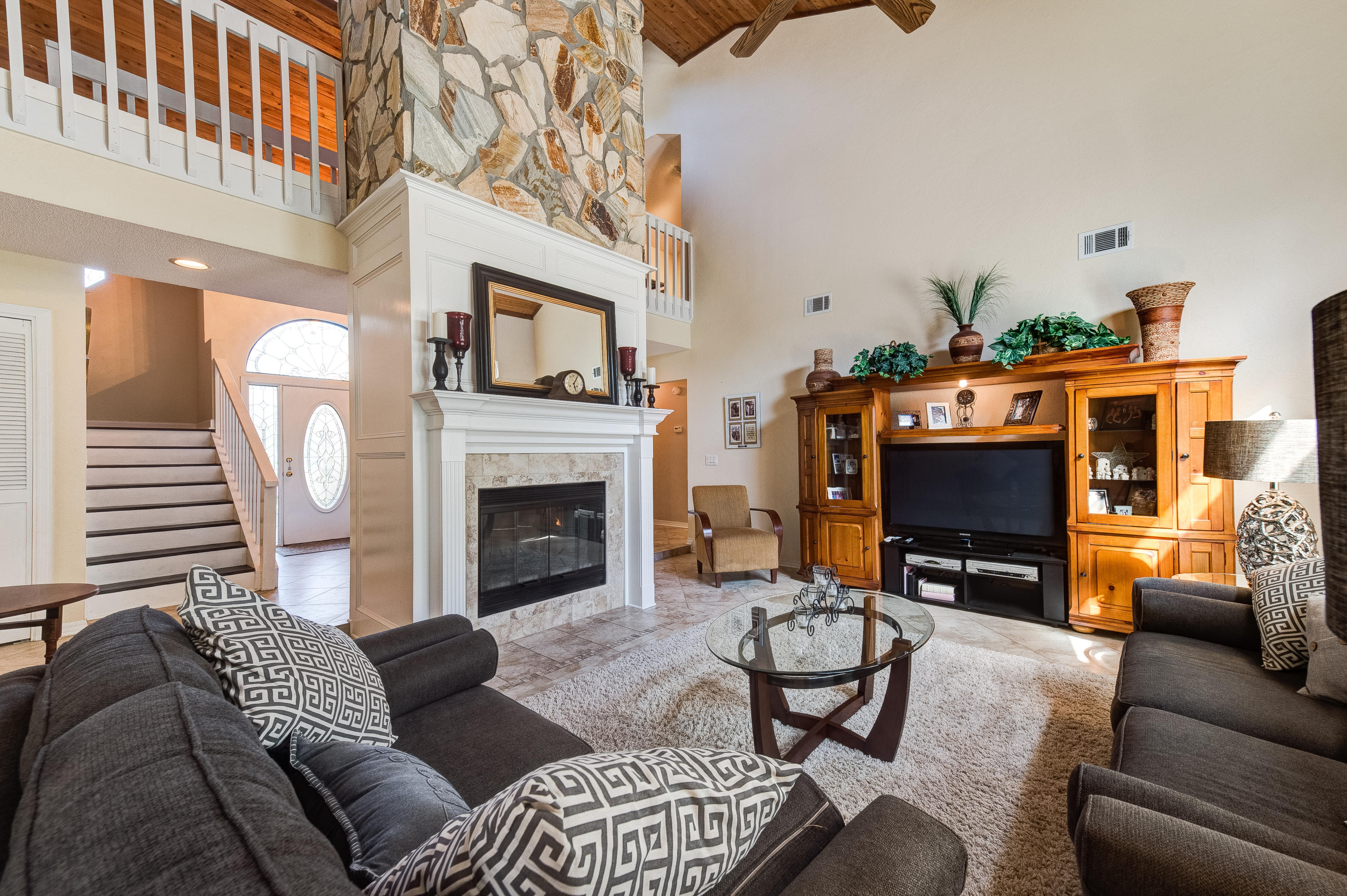 WINDWARD PH II - Residential