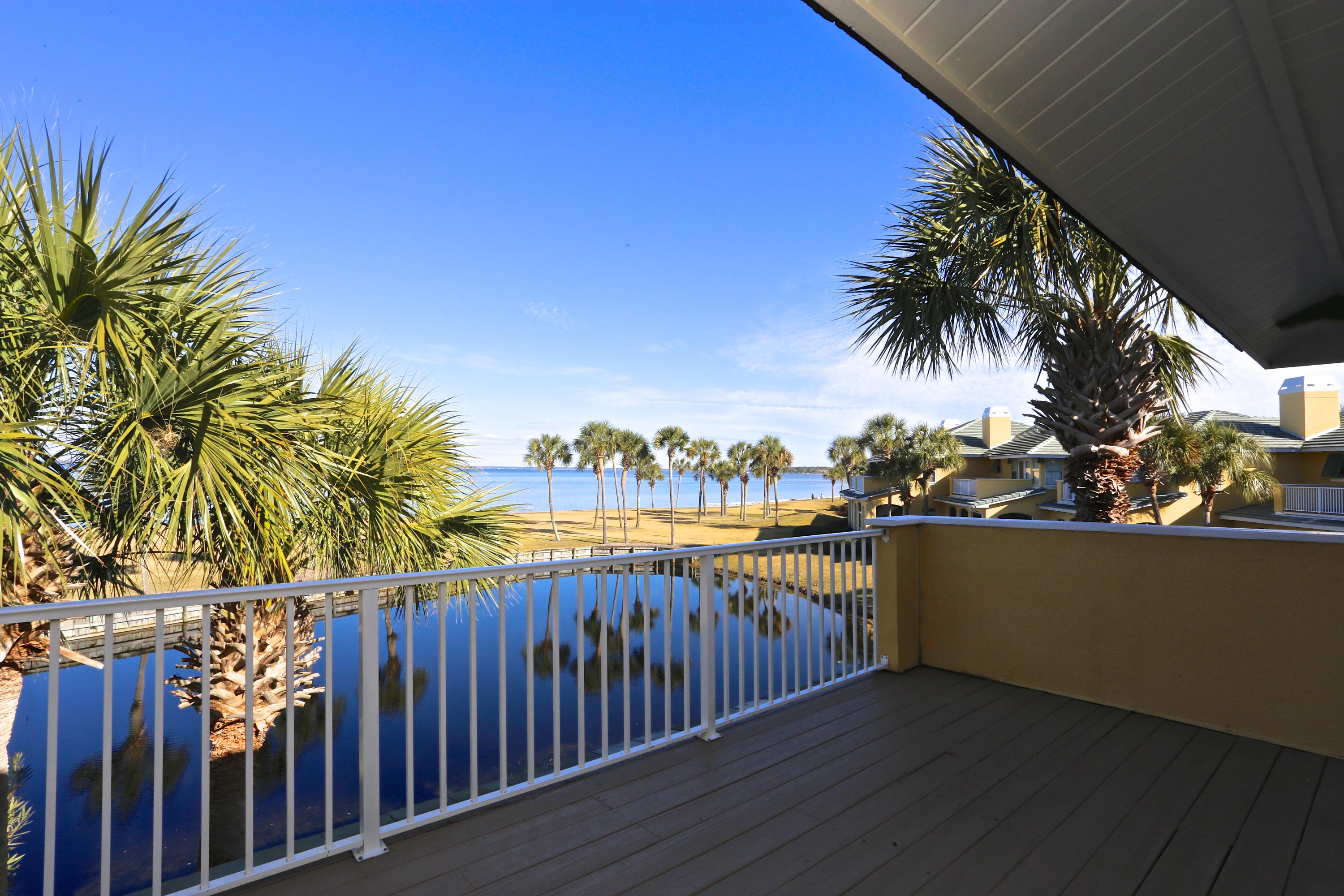 GRAND HARBOUR - Residential