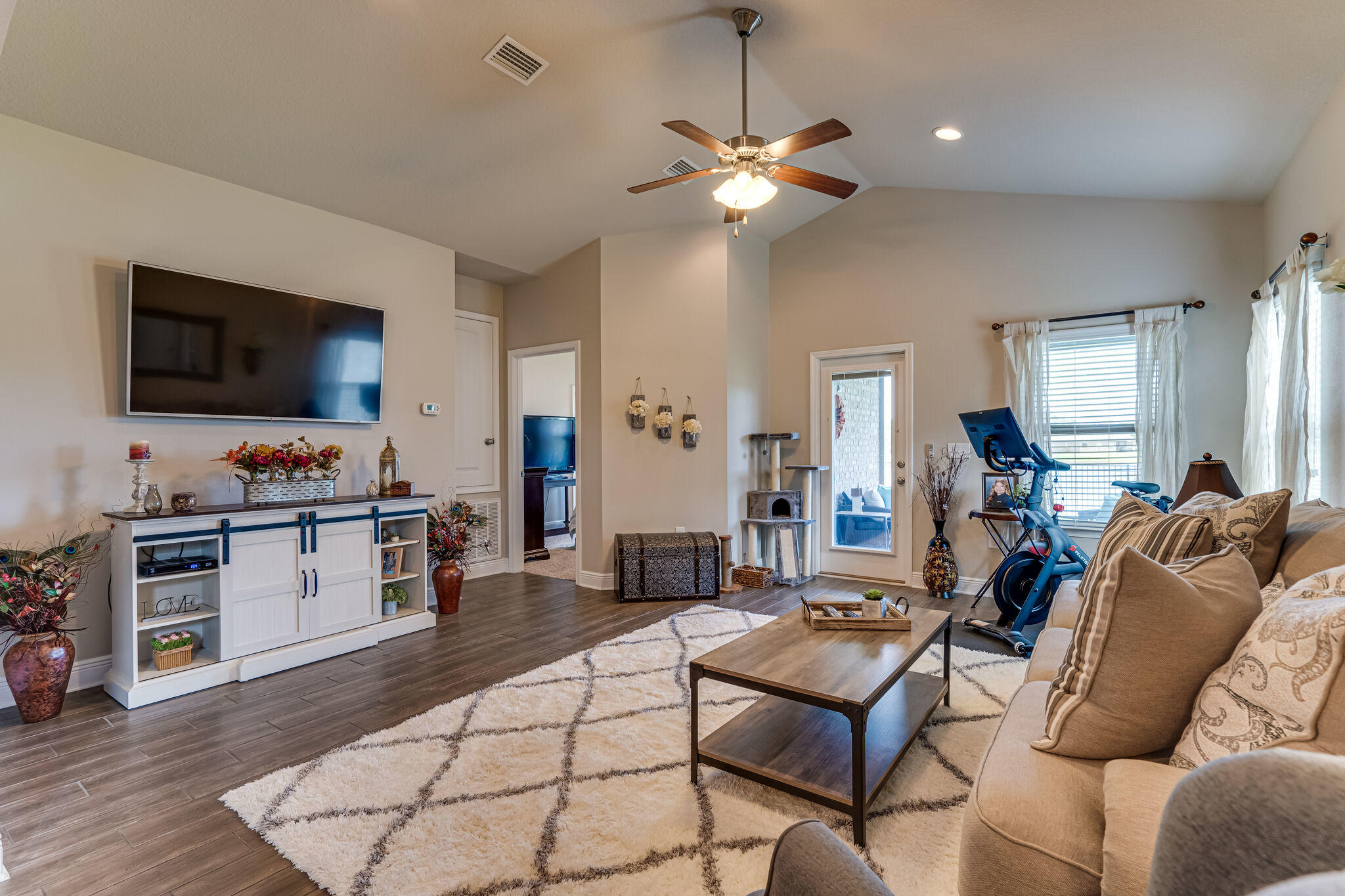 DRIFTWOOD ESTATES - Residential