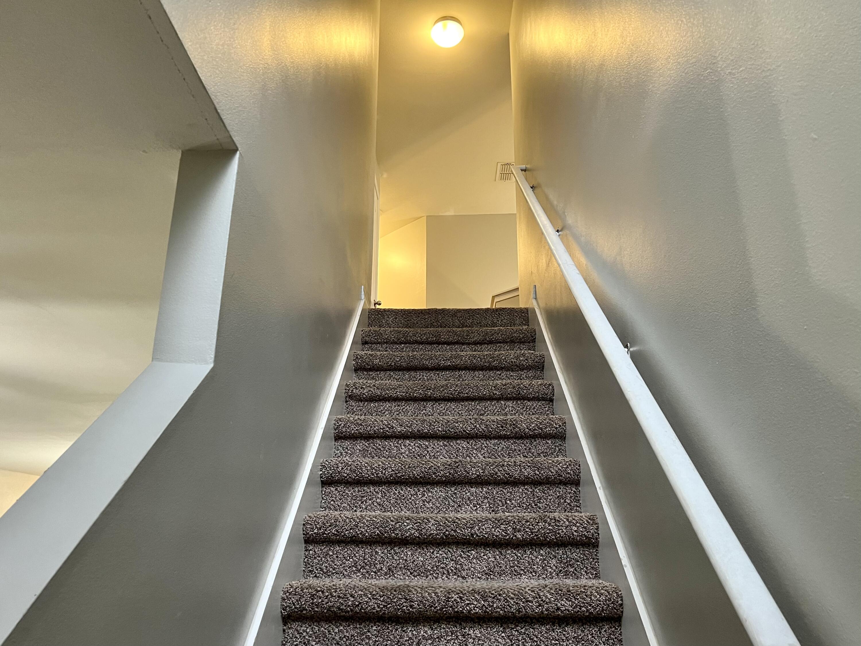 SANDY RIDGE ESTATES - Residential Lease