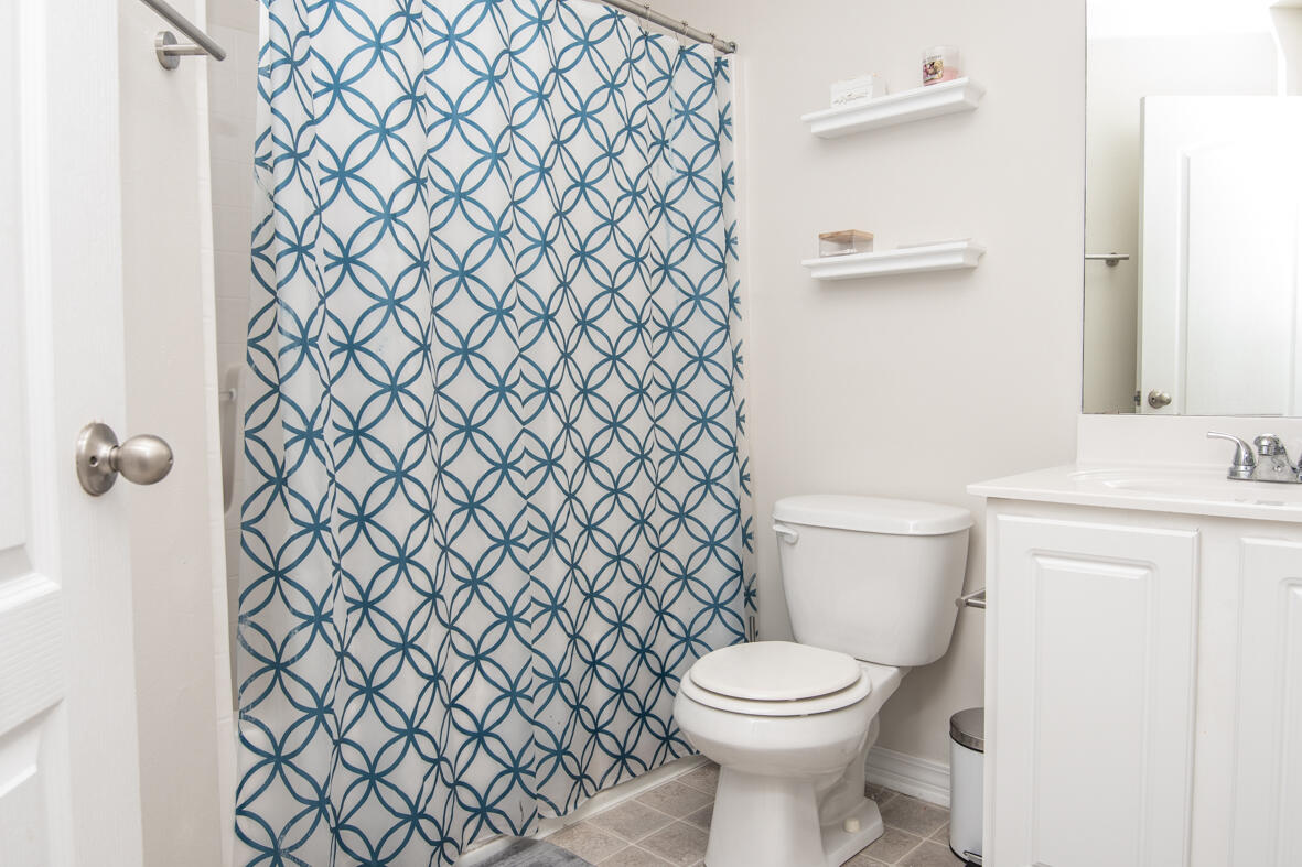 SANDY RIDGE ESTATES - Residential Lease