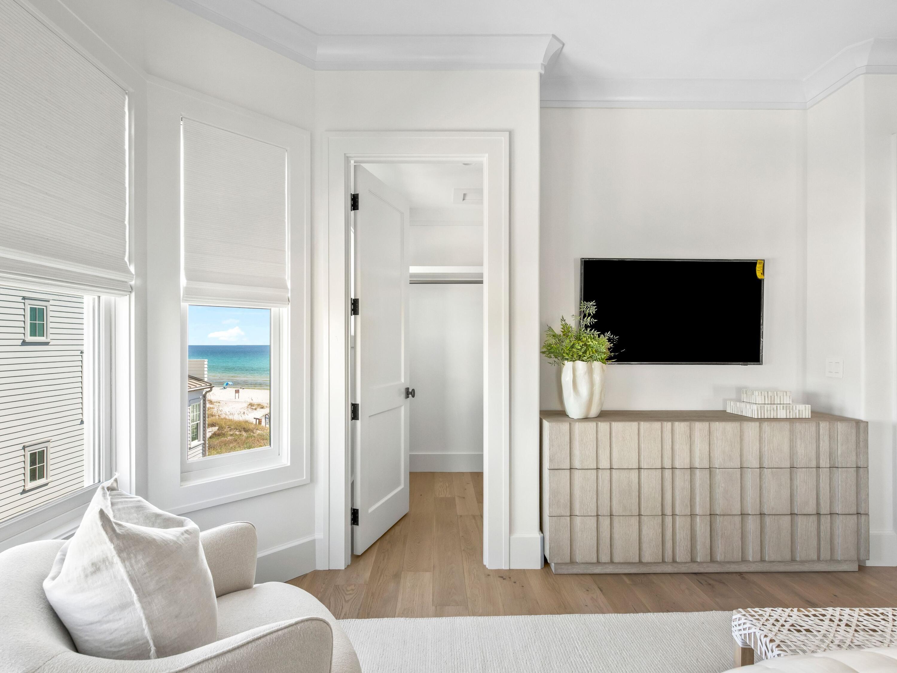 Lupin Beach - Residential