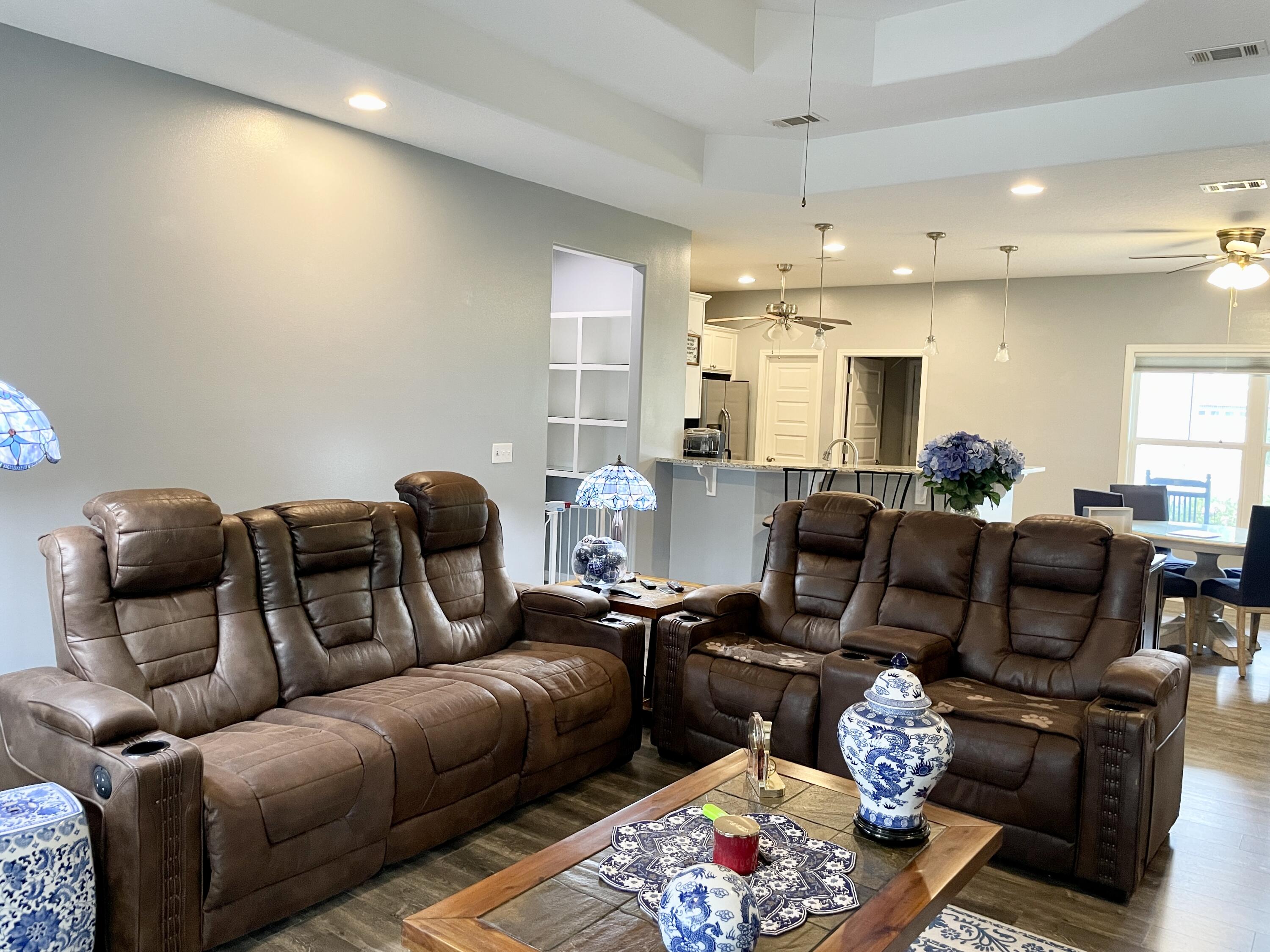 BAYOU PINES FIRST ADD UNREC - Residential