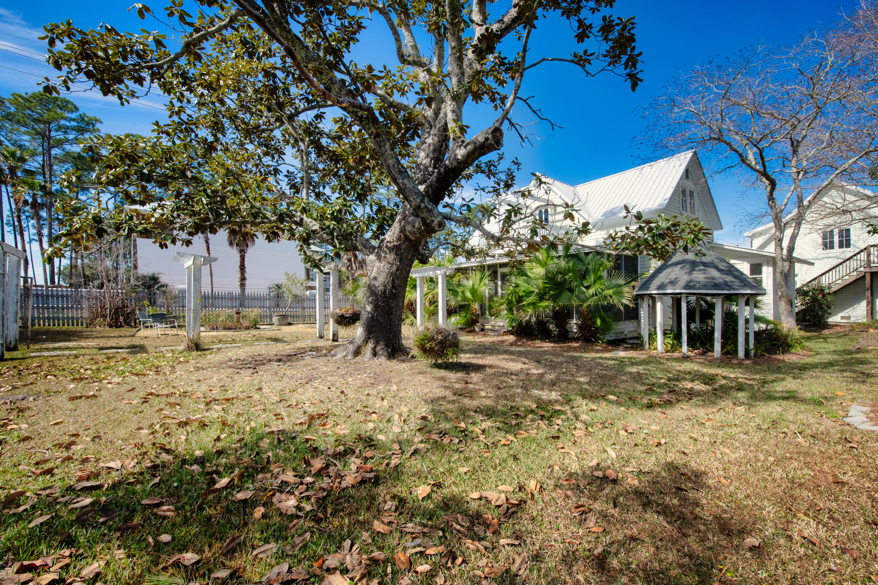 SANTA ROSA PLANTATION - Residential