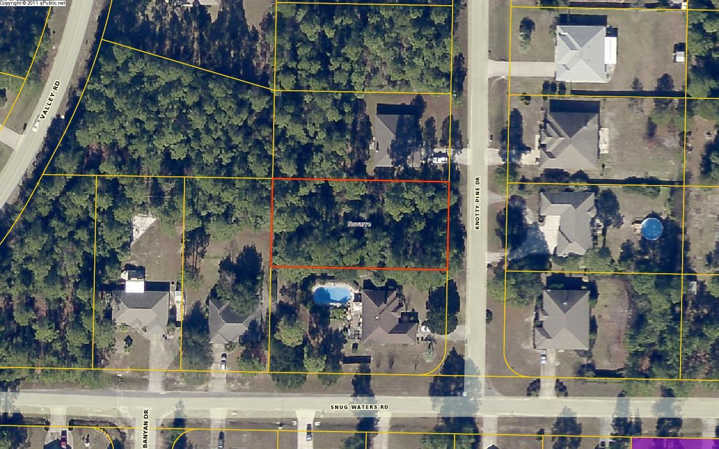 New PRICE REDUCTION! Build your dream home on this Rare Find in the Desirable area of Hidden Creek. Underground utilities and minutes from Hidden Creek Golf course. Ownership in this community provides Exclusive membership to the 45 acre multi-million dollar Recreation Center Complex with amenities including 3 swimming pools, full gym, 8 lighted clay tennis courts , lighted handball and racquetball courts, lighted basketball courts,game rooms, bingo, summer camp, sauna and steam rooms, daily and weekly events. Use of the Holley by the Sea waterfront park on the Santa Rosa Sound with Sound side beach, playground, and boat ramp on East Bay. Something for the entire family!
