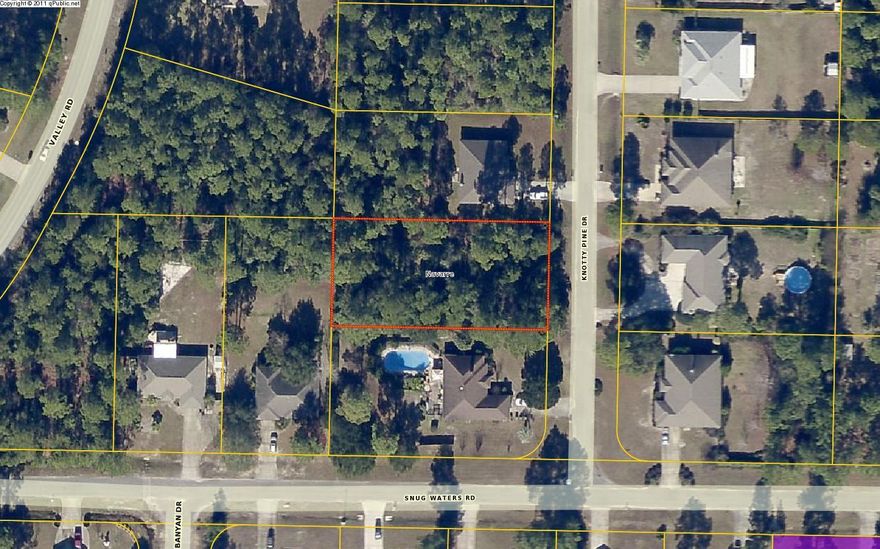 New PRICE REDUCTION! Build your dream home on this Rare Find in the Desirable area of Hidden Creek. Underground utilities and minutes from Hidden Creek Golf course. Ownership in this community provides Exclusive membership to the 45 acre multi-million dollar Recreation Center Complex with amenities including 3 swimming pools, full gym, 8 lighted clay tennis courts , lighted handball and racquetball courts, lighted basketball courts,game rooms, bingo, summer camp, sauna and steam rooms, daily and weekly events. Use of the Holley by the Sea waterfront park on the Santa Rosa Sound with Sound side beach, playground, and boat ramp on East Bay. Something for the entire family!