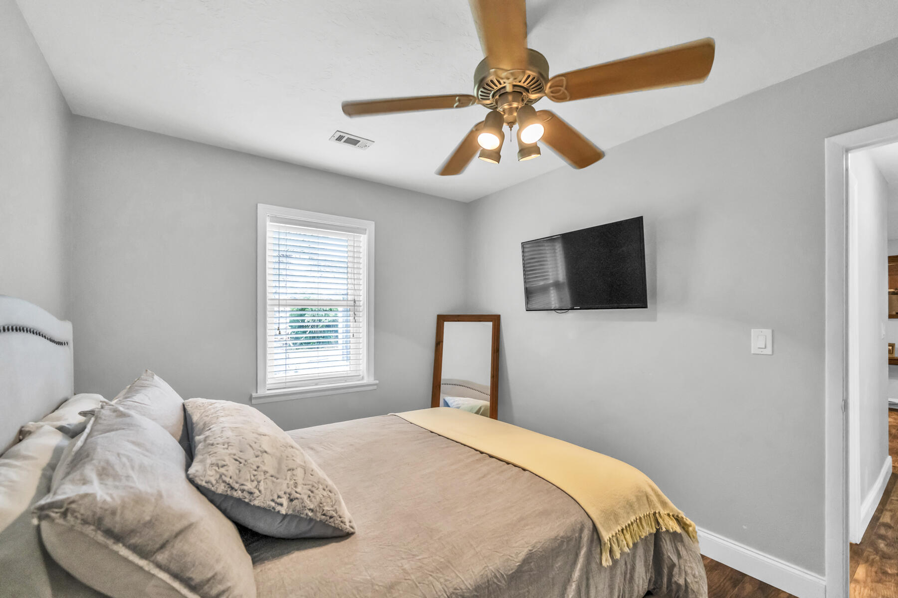 WYNNEHAVEN BEACH ESTATES - Residential