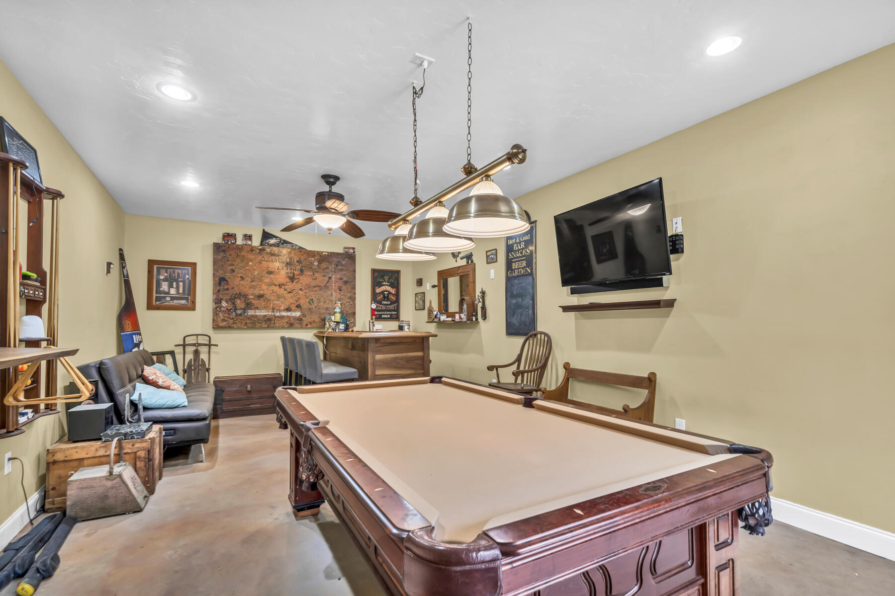 WYNNEHAVEN BEACH ESTATES - Residential