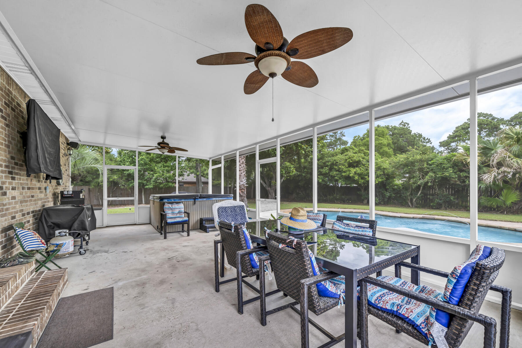 WYNNEHAVEN BEACH ESTATES - Residential