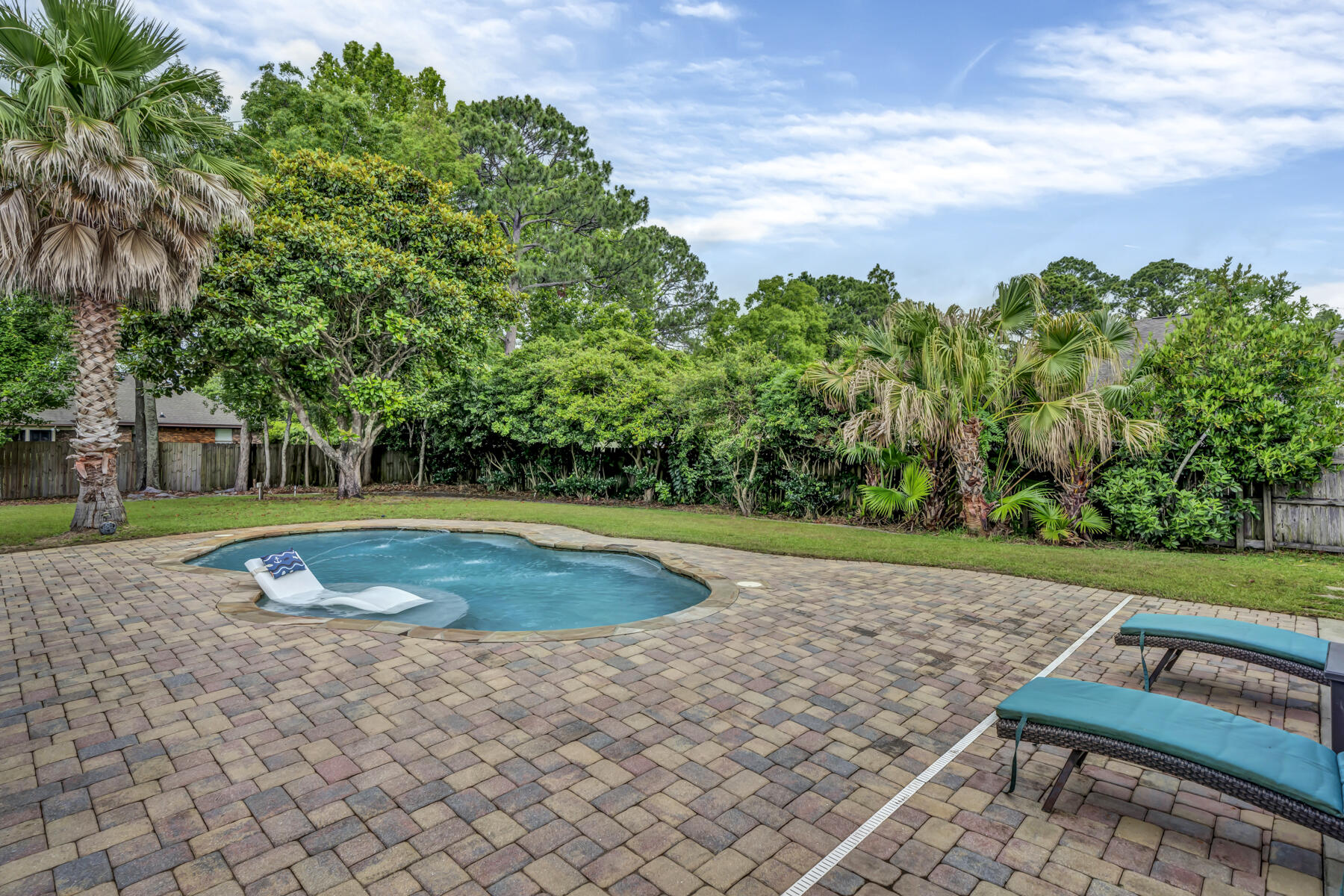 WYNNEHAVEN BEACH ESTATES - Residential