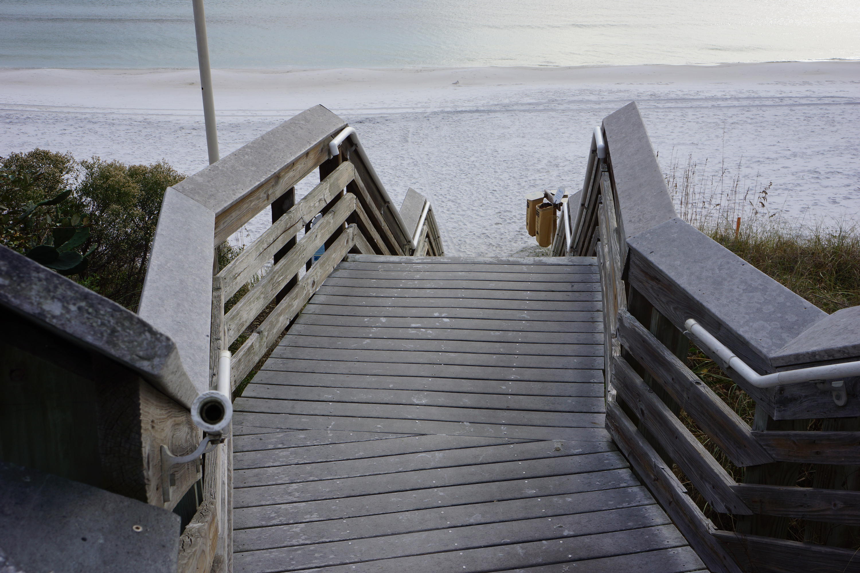 BLUE GULF RESORT - Land