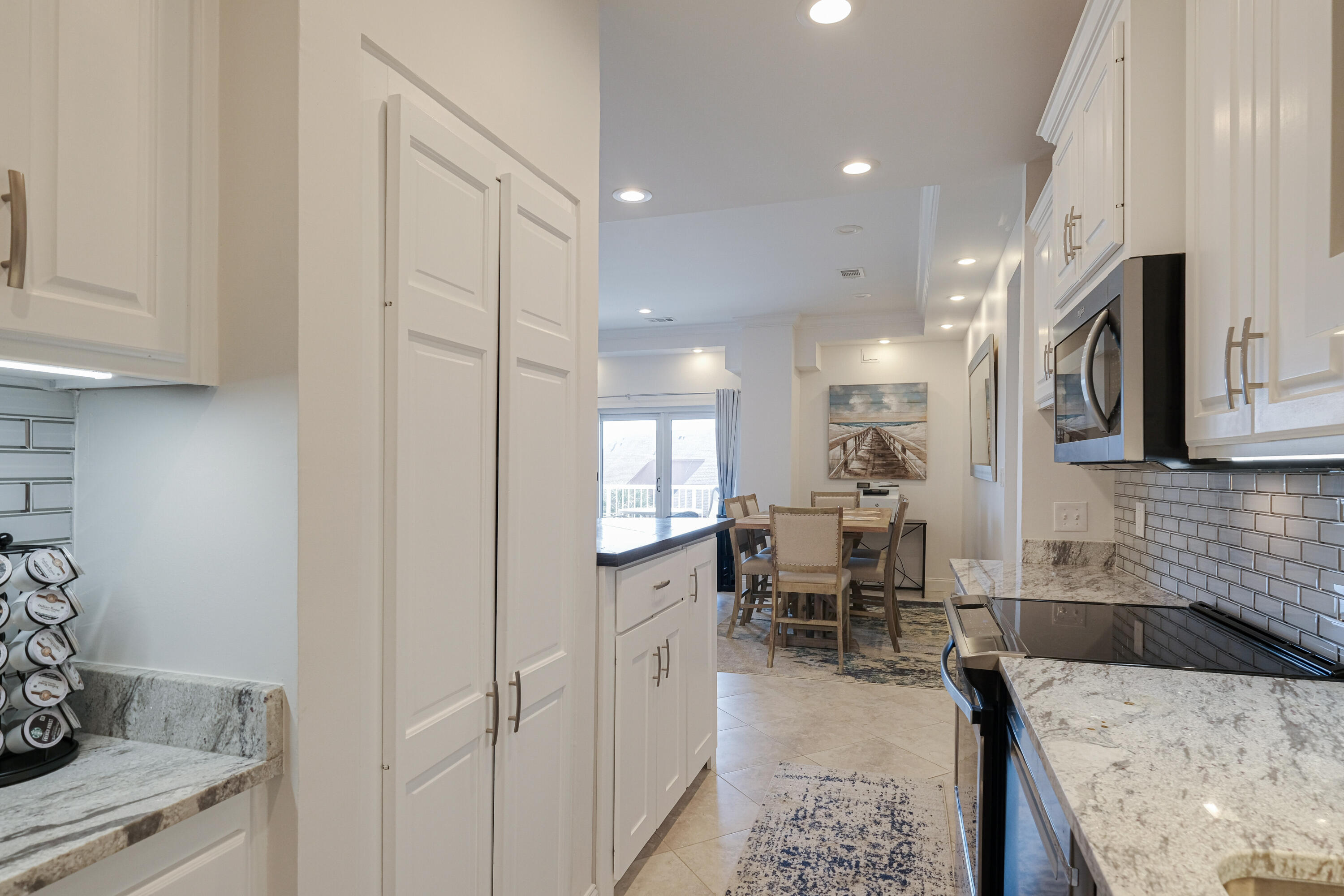 SUN KING TOWERS PH 1 - Residential