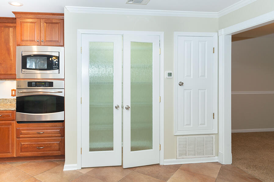 PINE MEADOWS 2ND ADDN - Residential Lease