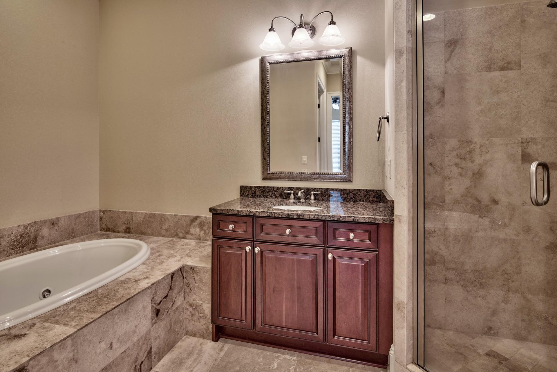 Villa Lago - Residential