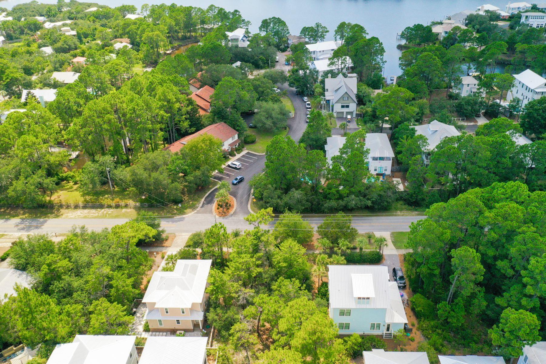 COTTAGES AT EASTERN LAKE - Land