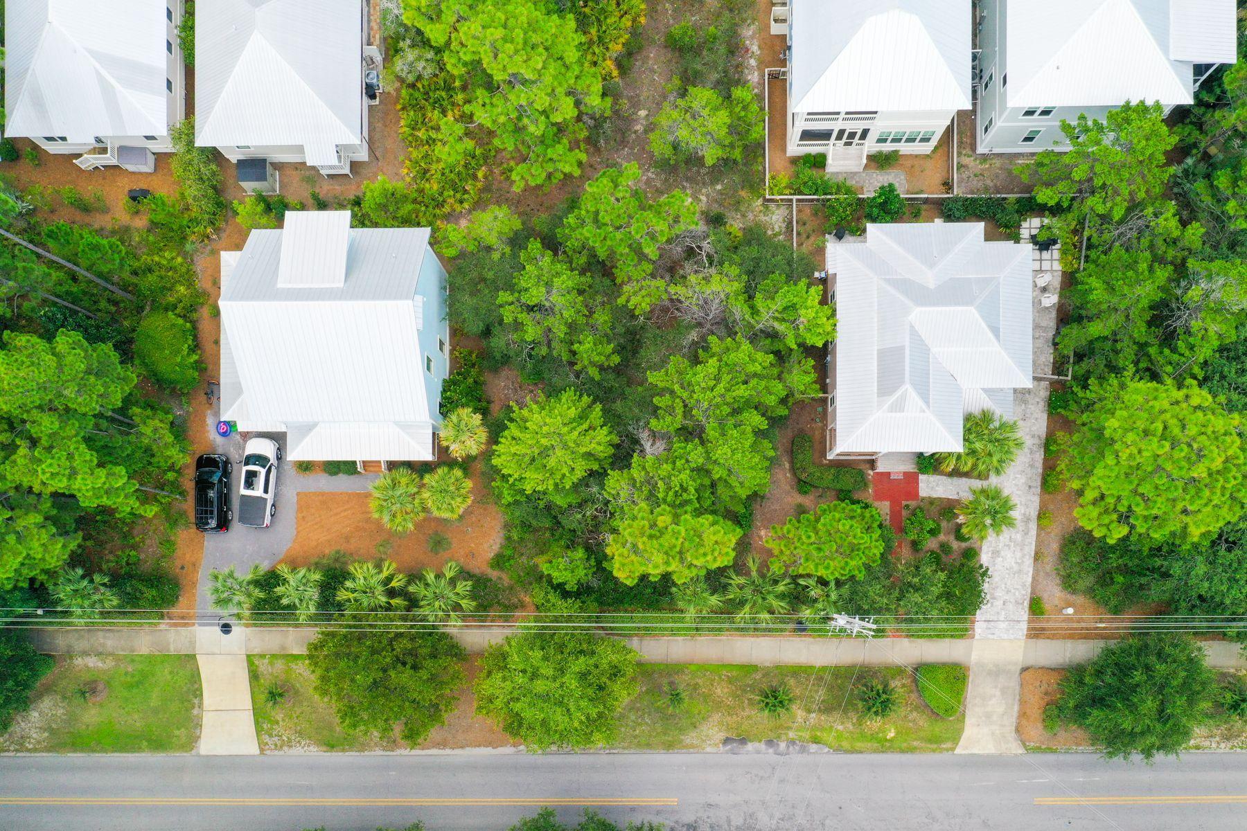 COTTAGES AT EASTERN LAKE - Land