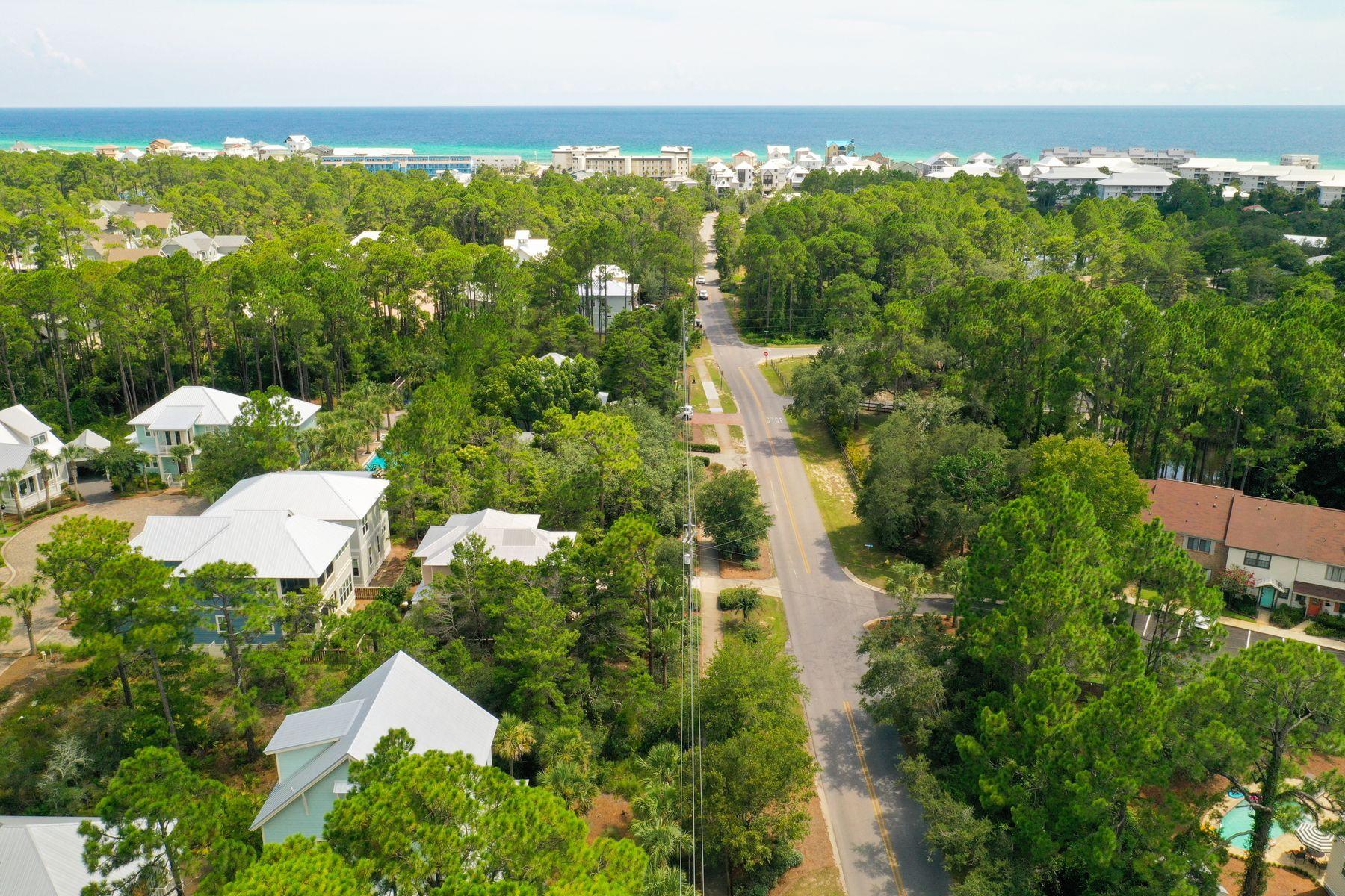 COTTAGES AT EASTERN LAKE - Land