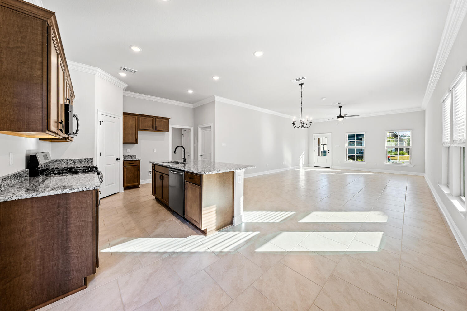 THE BLUFFS AT LAFAYETTE - Residential