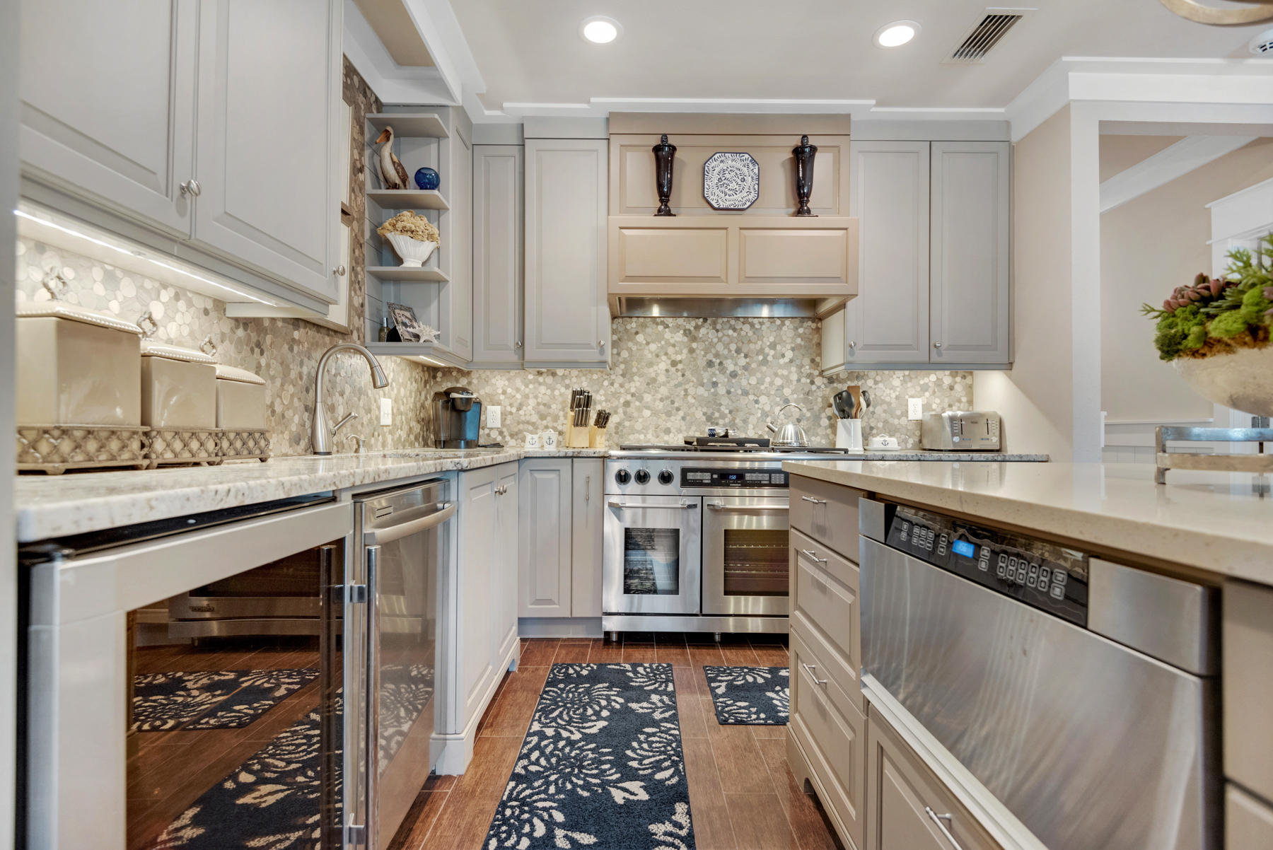 VILLAS AT SEACREST BEACH - Residential