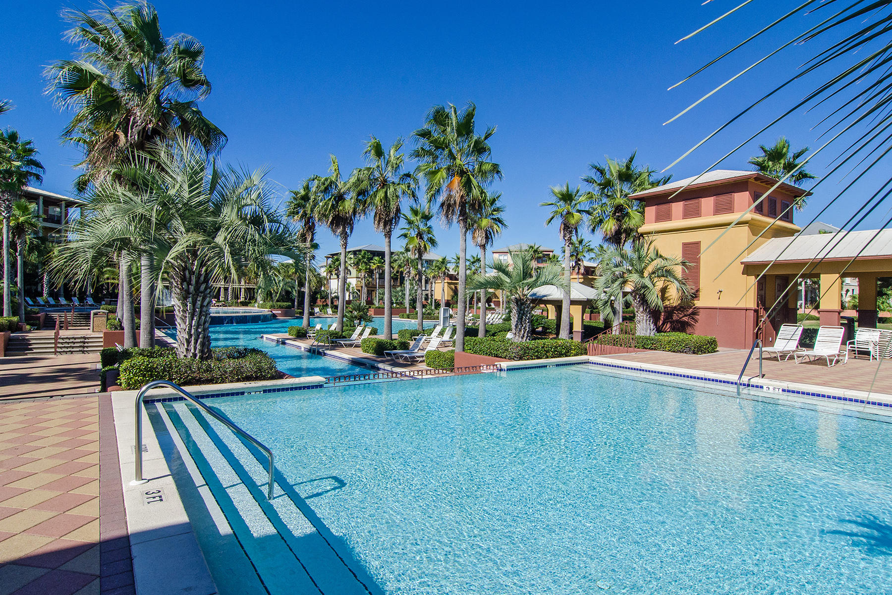 VILLAS AT SEACREST BEACH - Residential