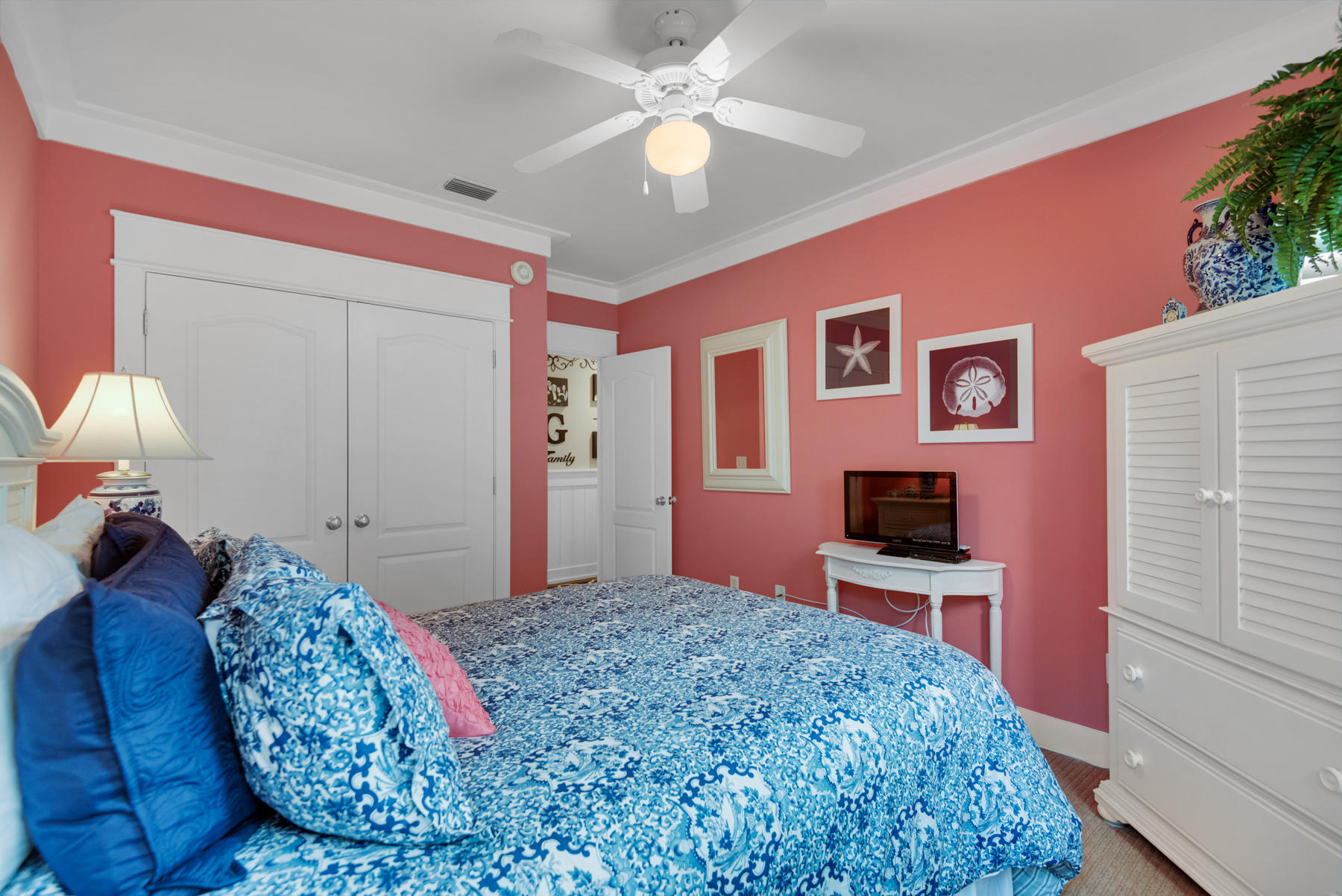 VILLAS AT SEACREST BEACH - Residential