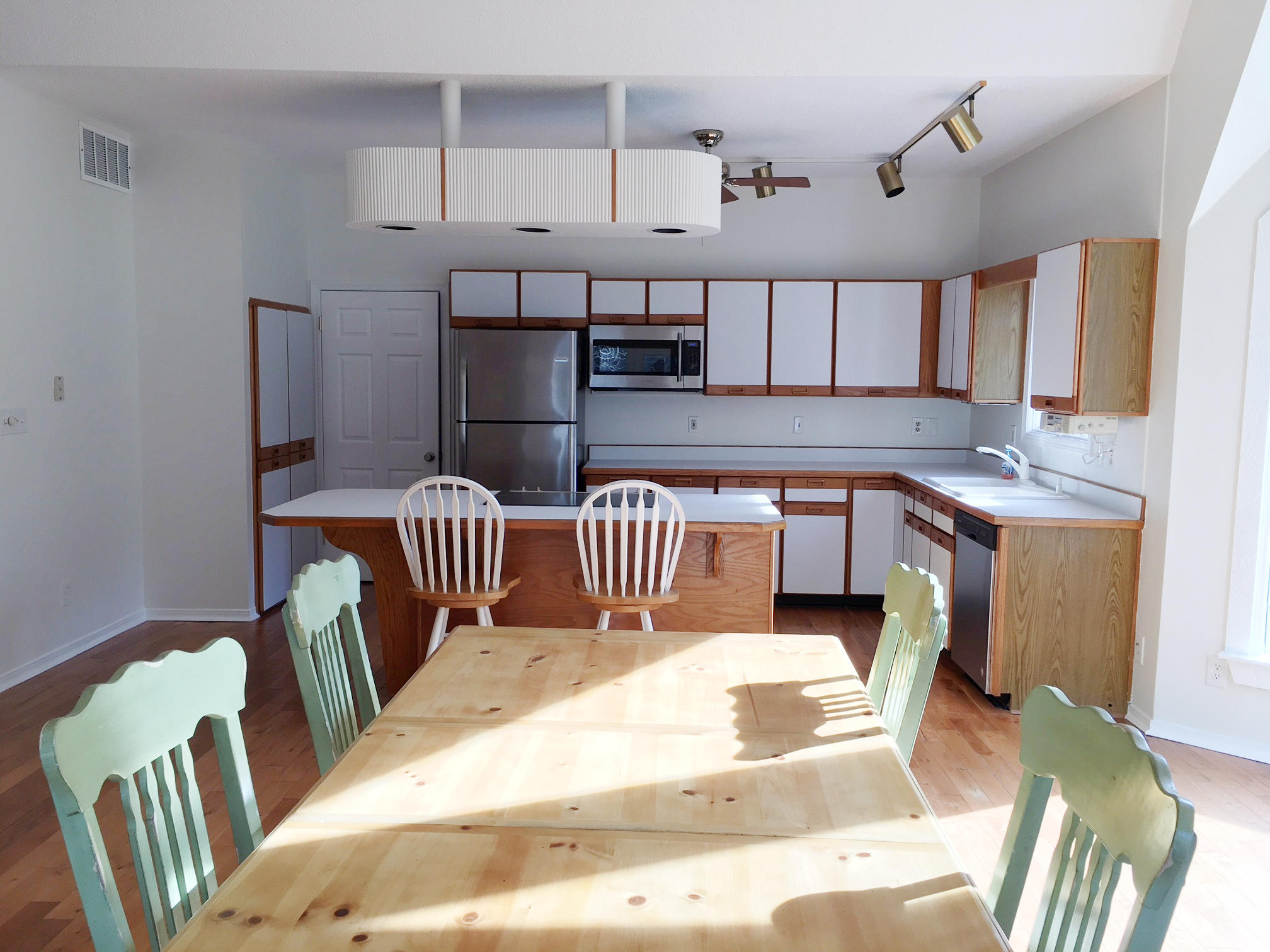 BAY GROVE - Residential