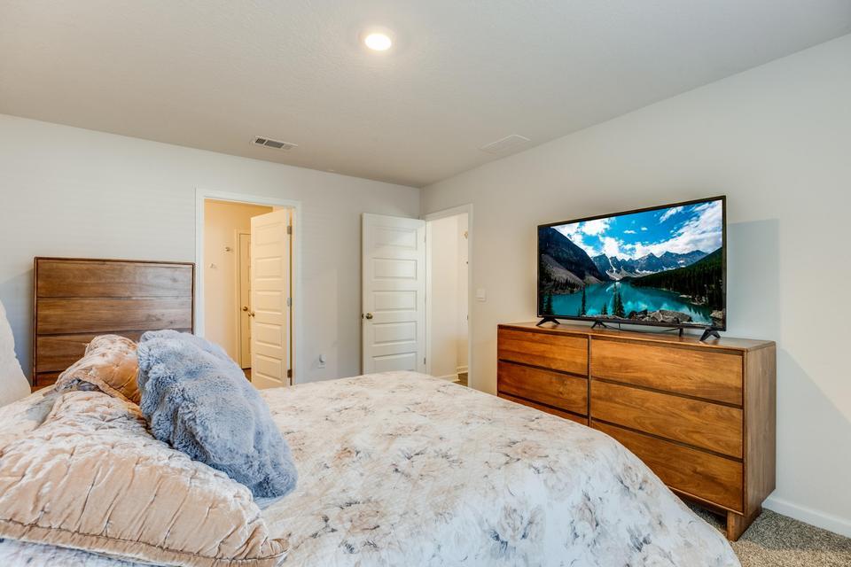 The Grove - Residential Lease