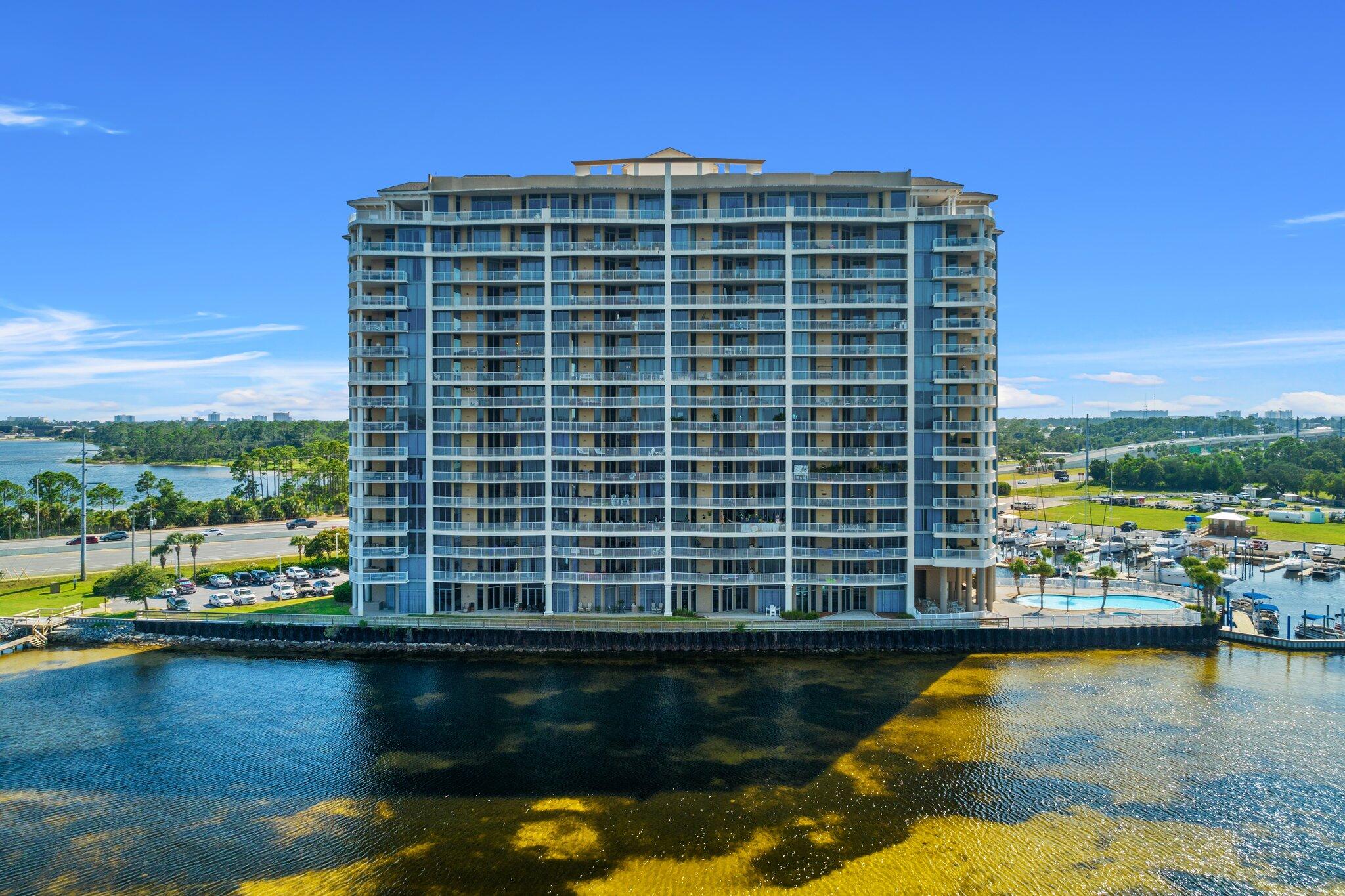 MARINA LANDING - Residential