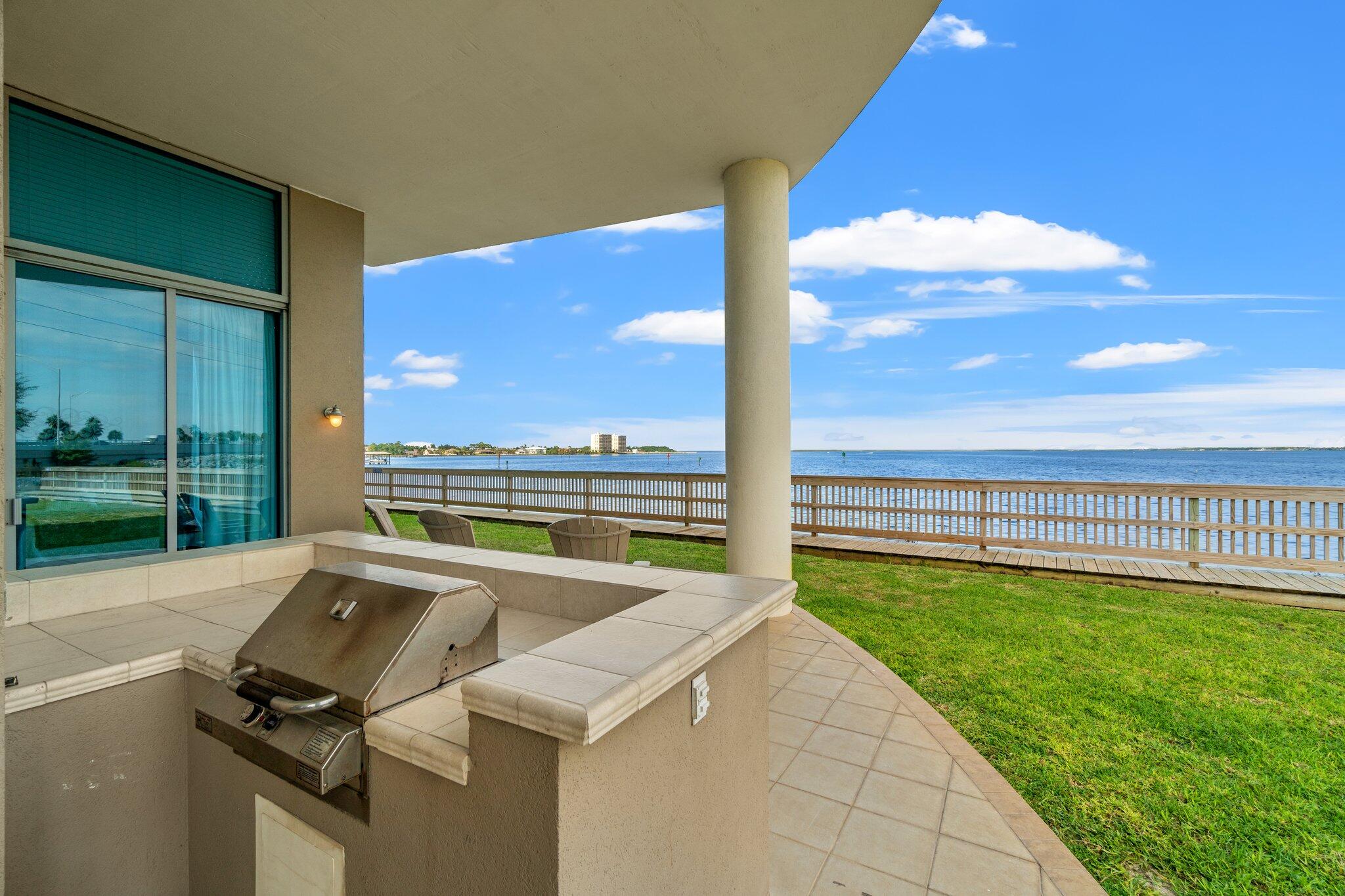 MARINA LANDING - Residential