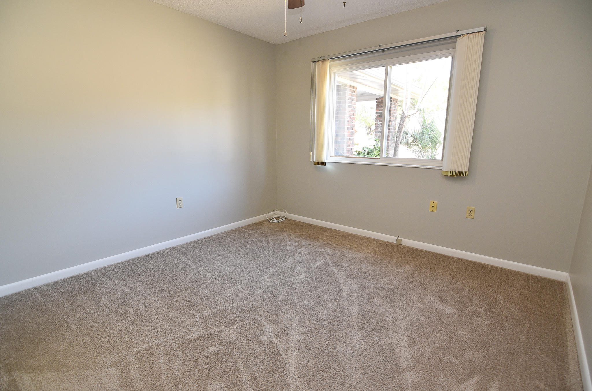 PALM ESTATES UNIT 4 - Residential