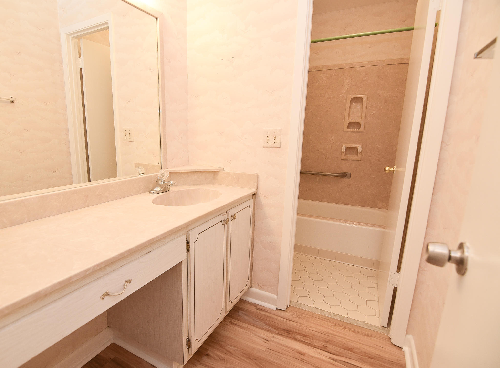 PALM ESTATES UNIT 4 - Residential