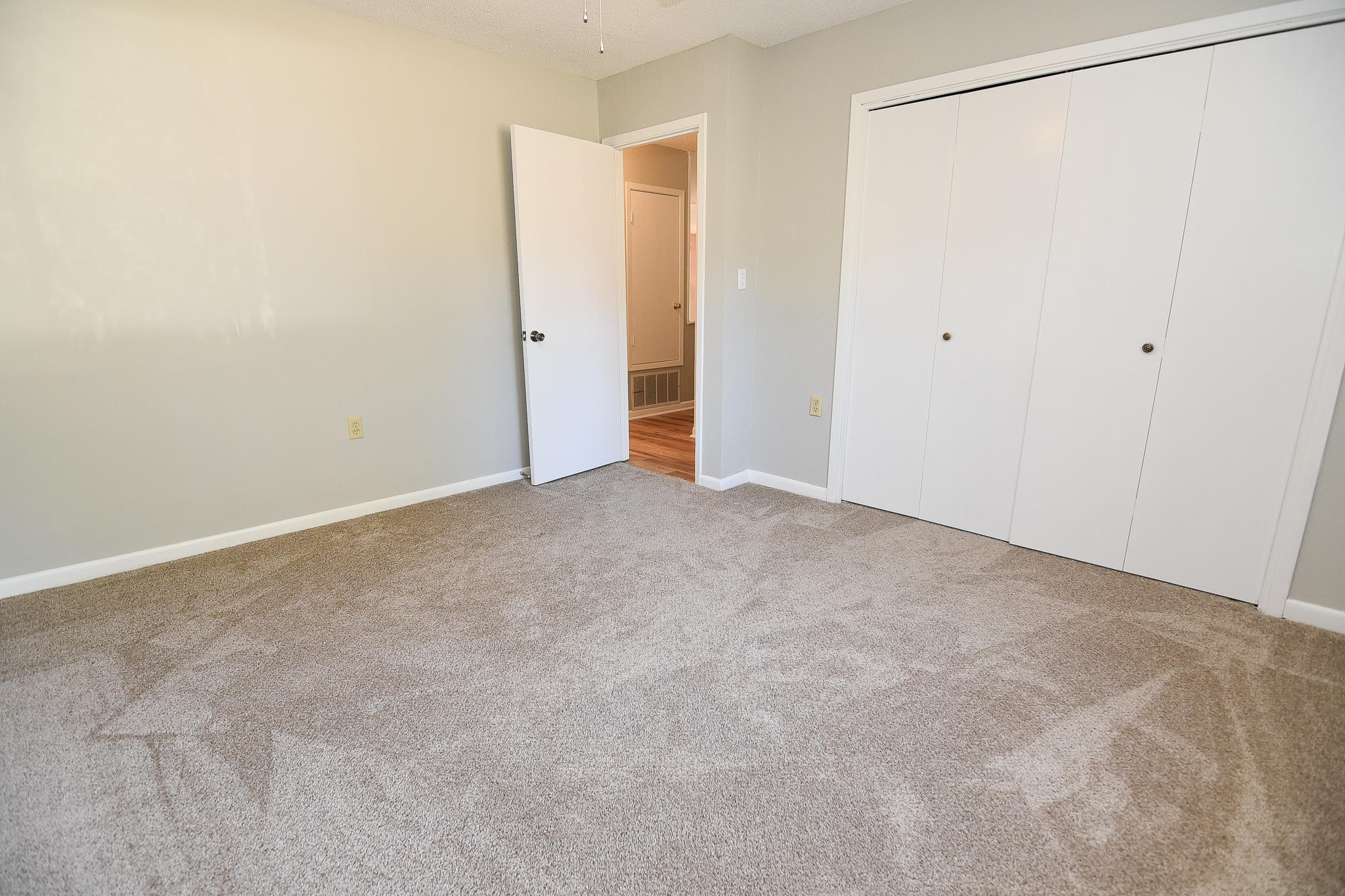 PALM ESTATES UNIT 4 - Residential