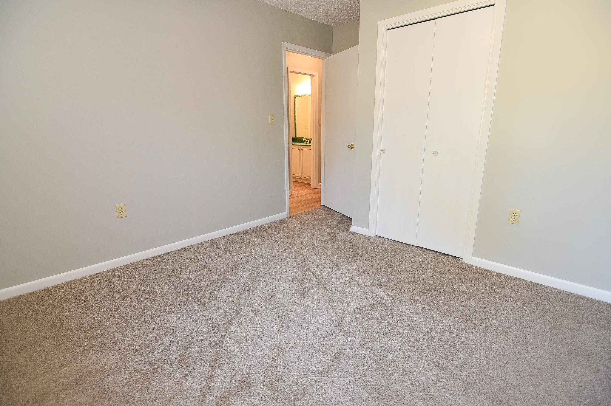 PALM ESTATES UNIT 4 - Residential