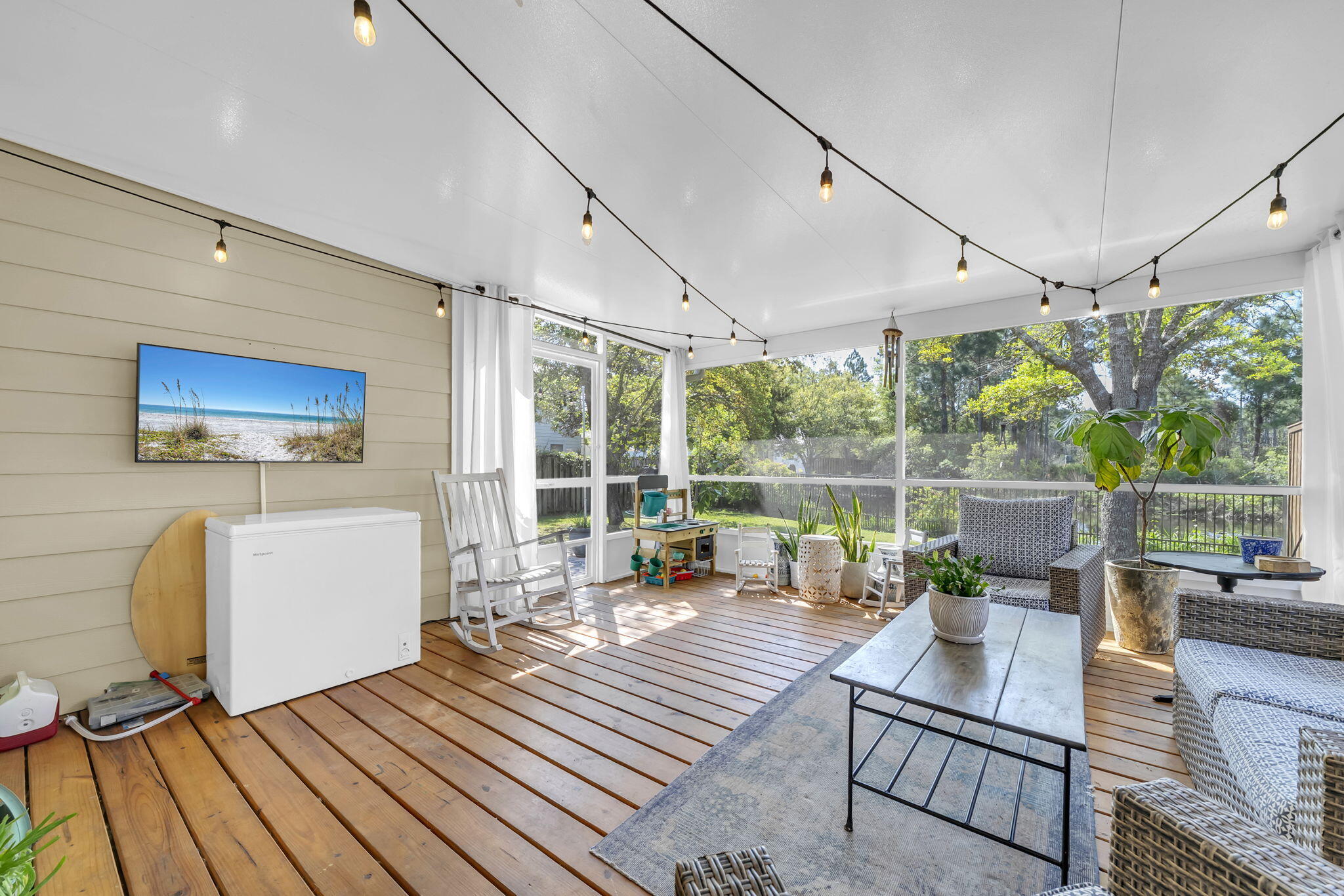 EAGLE BAY - Residential