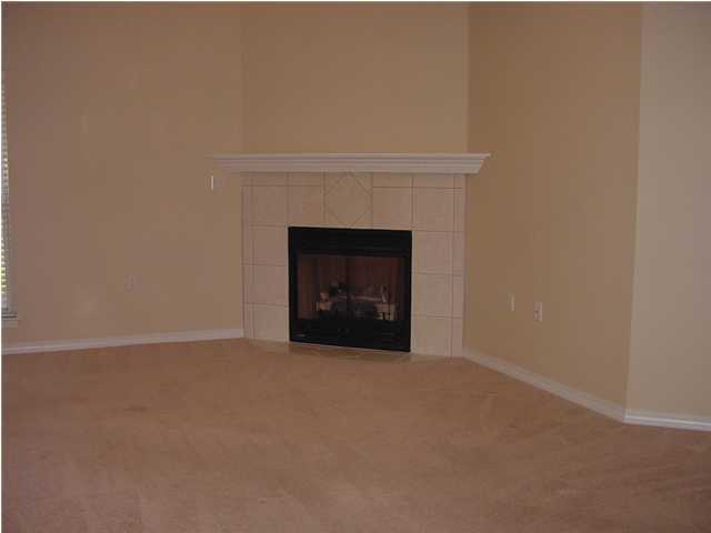 NORTH RIDGE CREEK S/D - Residential Lease