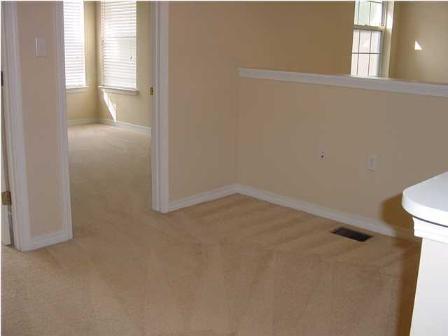 NORTH RIDGE CREEK S/D - Residential Lease