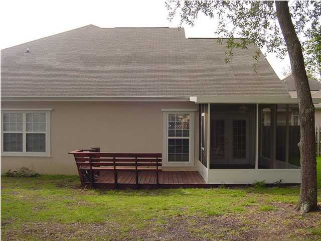 NORTH RIDGE CREEK S/D - Residential Lease