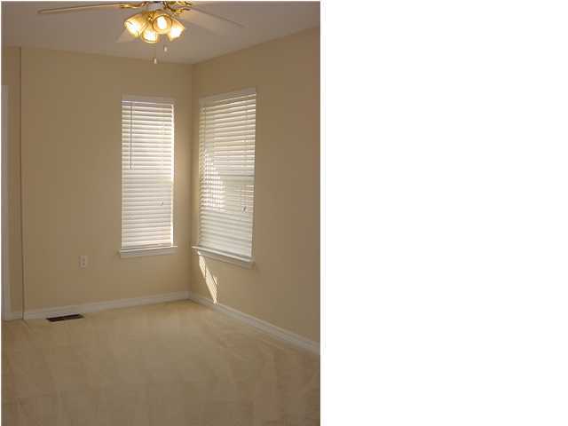 NORTH RIDGE CREEK S/D - Residential Lease