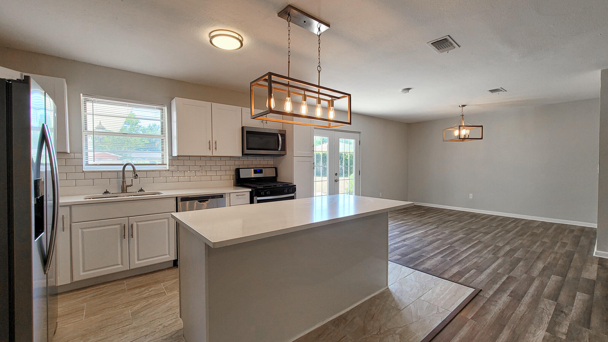 GRAHAM N Z - Residential
