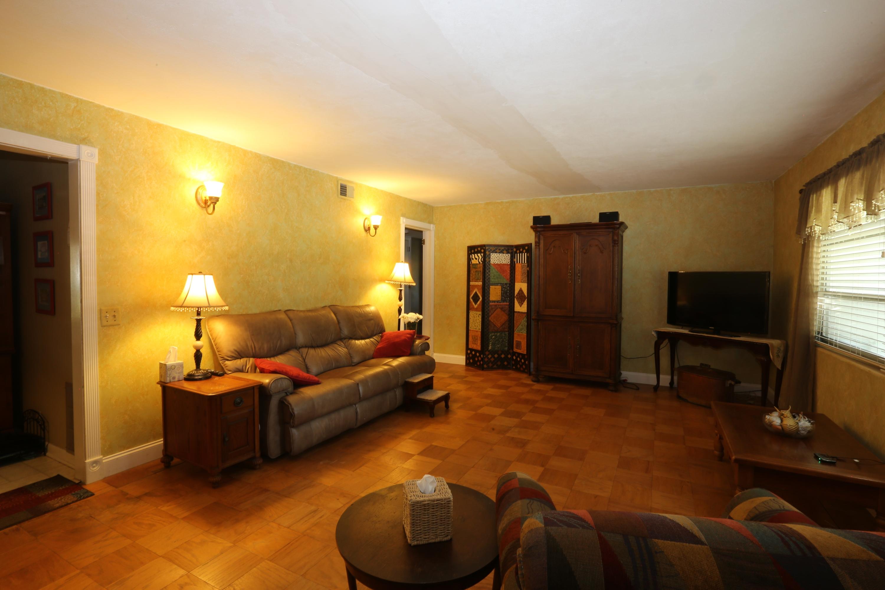 VILLA RUSS PARK - Residential