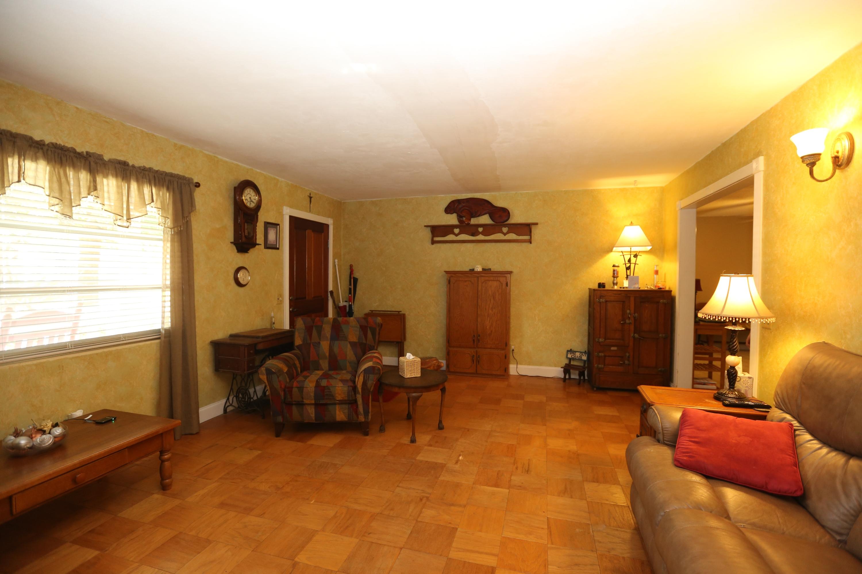 VILLA RUSS PARK - Residential