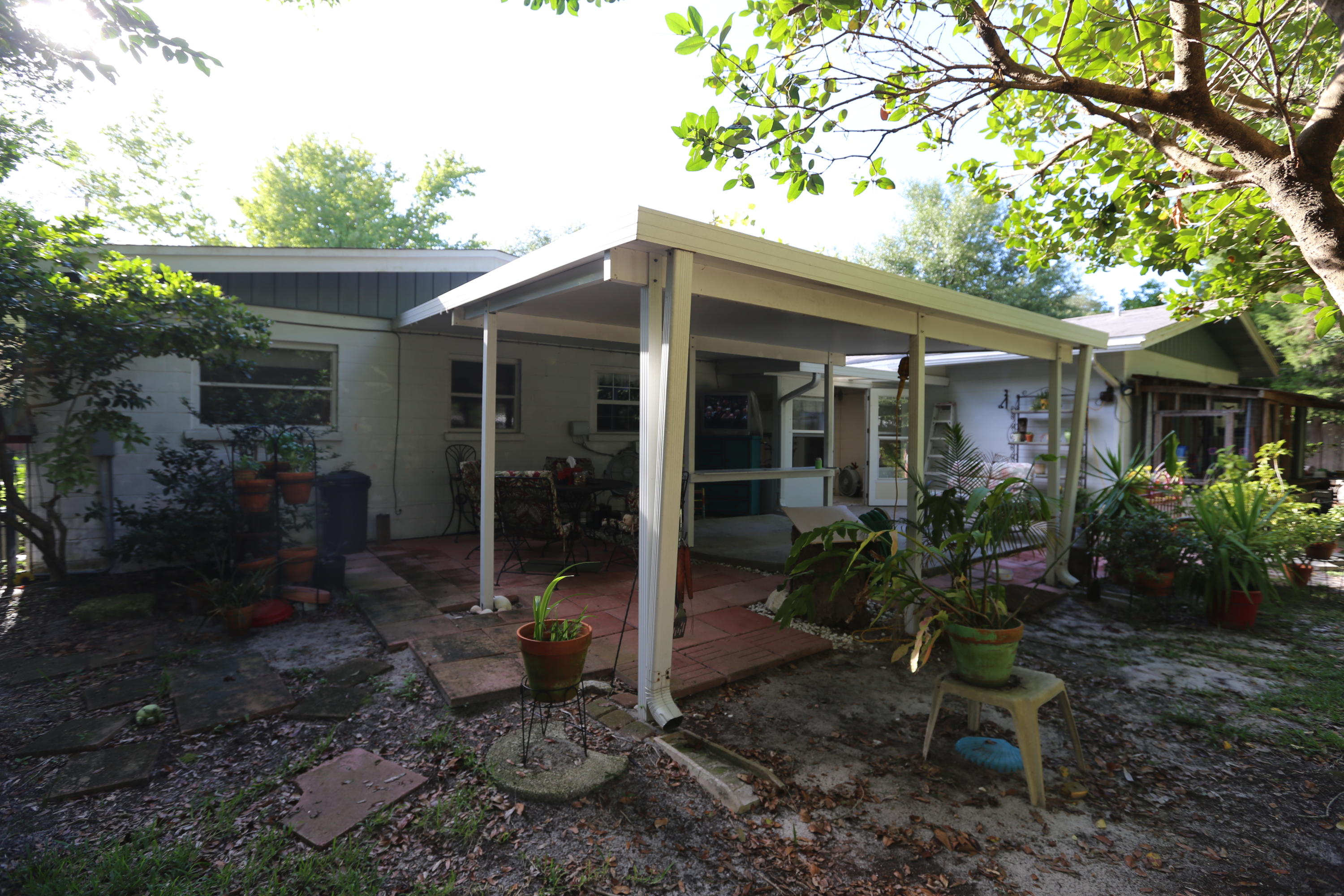 VILLA RUSS PARK - Residential