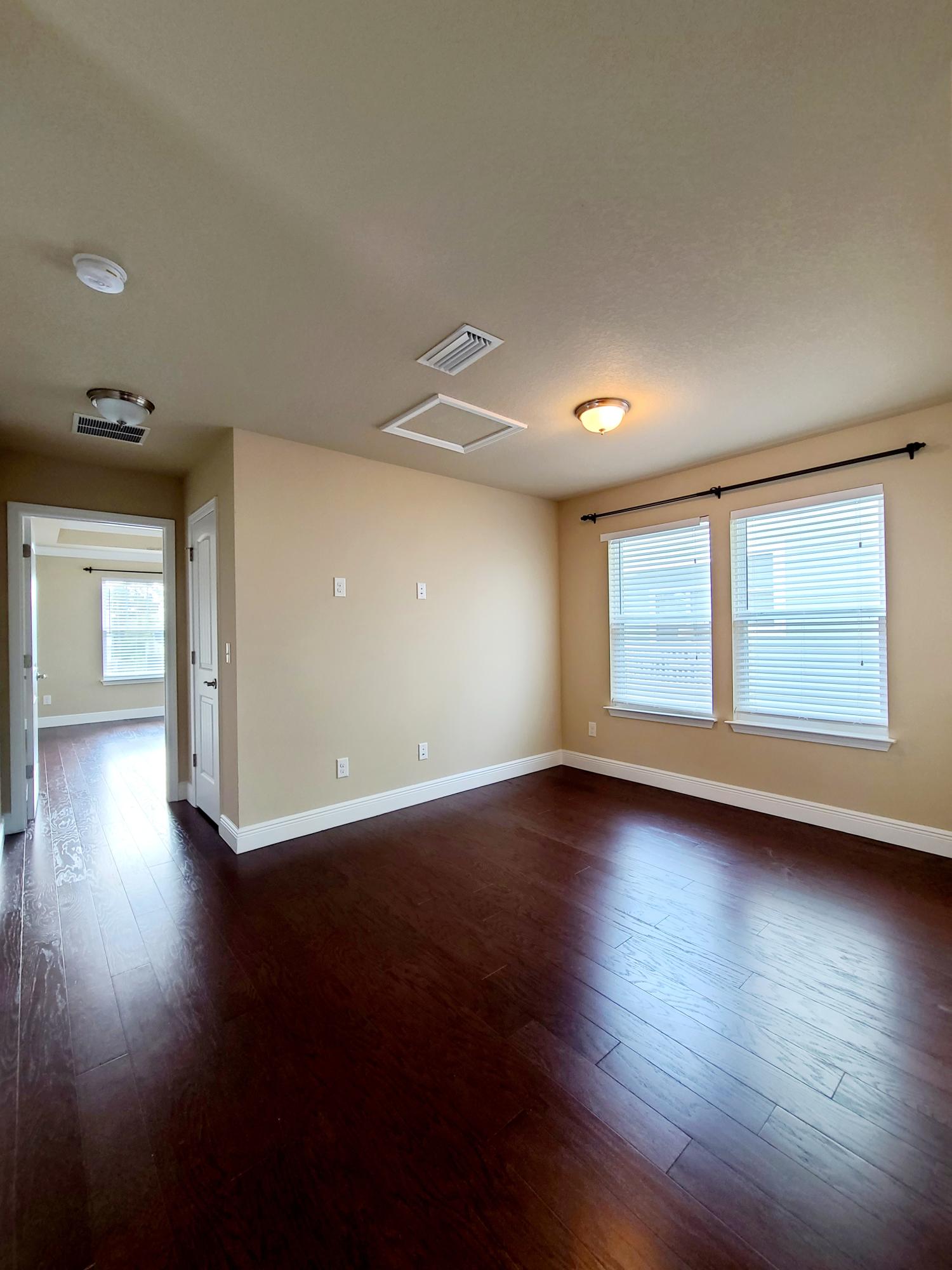 PINEWOOD PRESERVE - Residential Lease