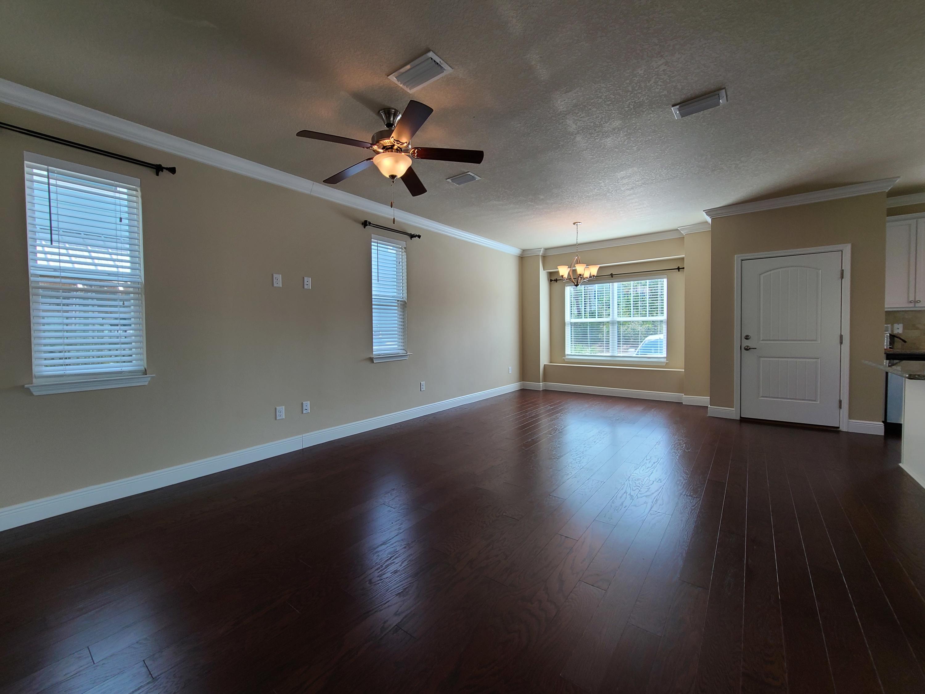 PINEWOOD PRESERVE - Residential Lease