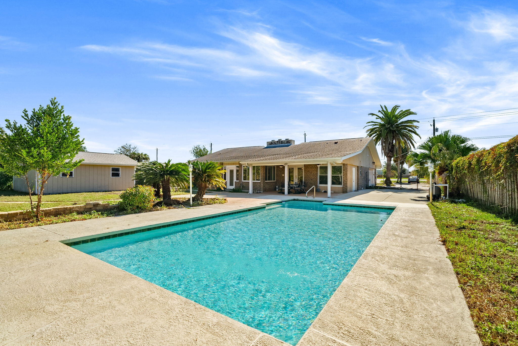 NO RECORDED SUBDIVISION - Residential