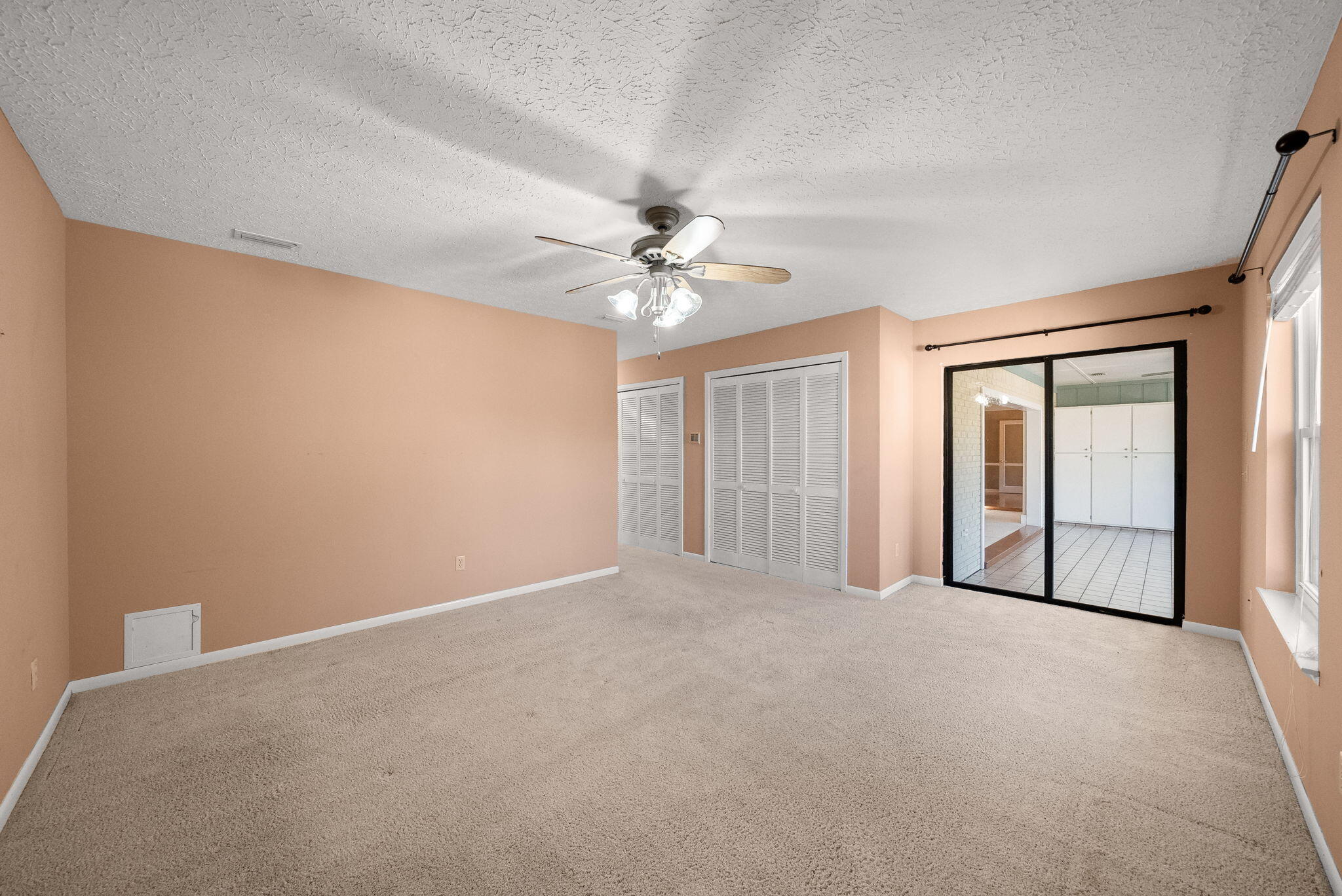 NO RECORDED SUBDIVISION - Residential