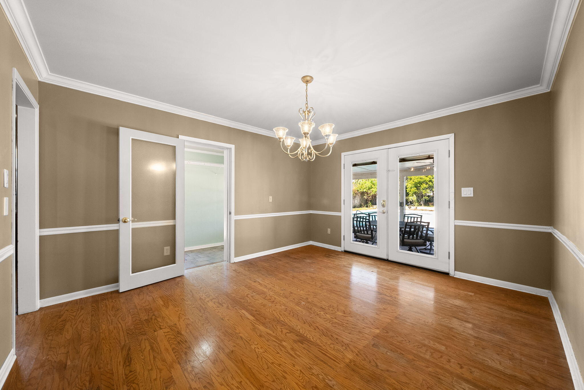 NO RECORDED SUBDIVISION - Residential