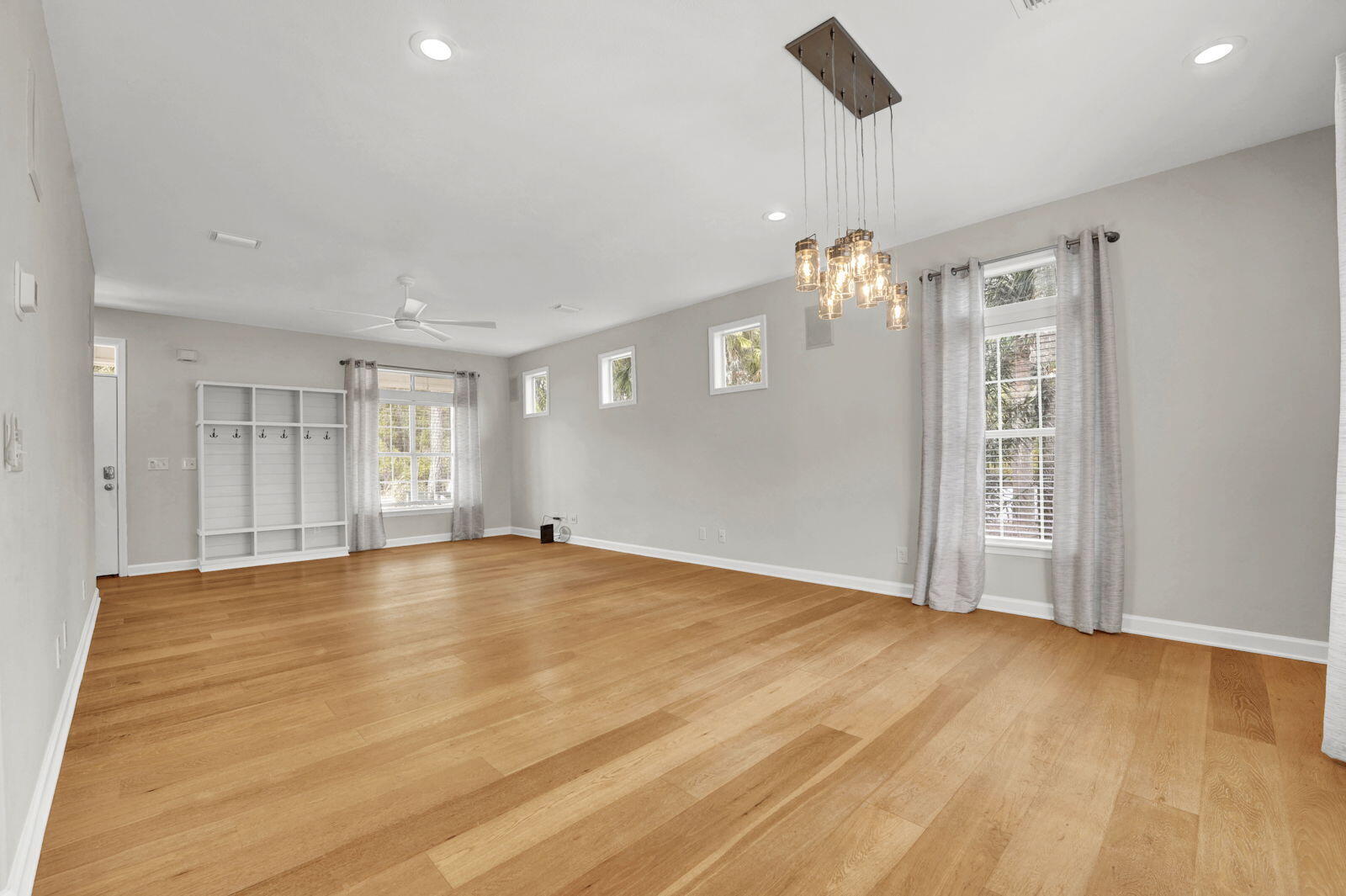 MACK BAYOU ESTATES - Residential