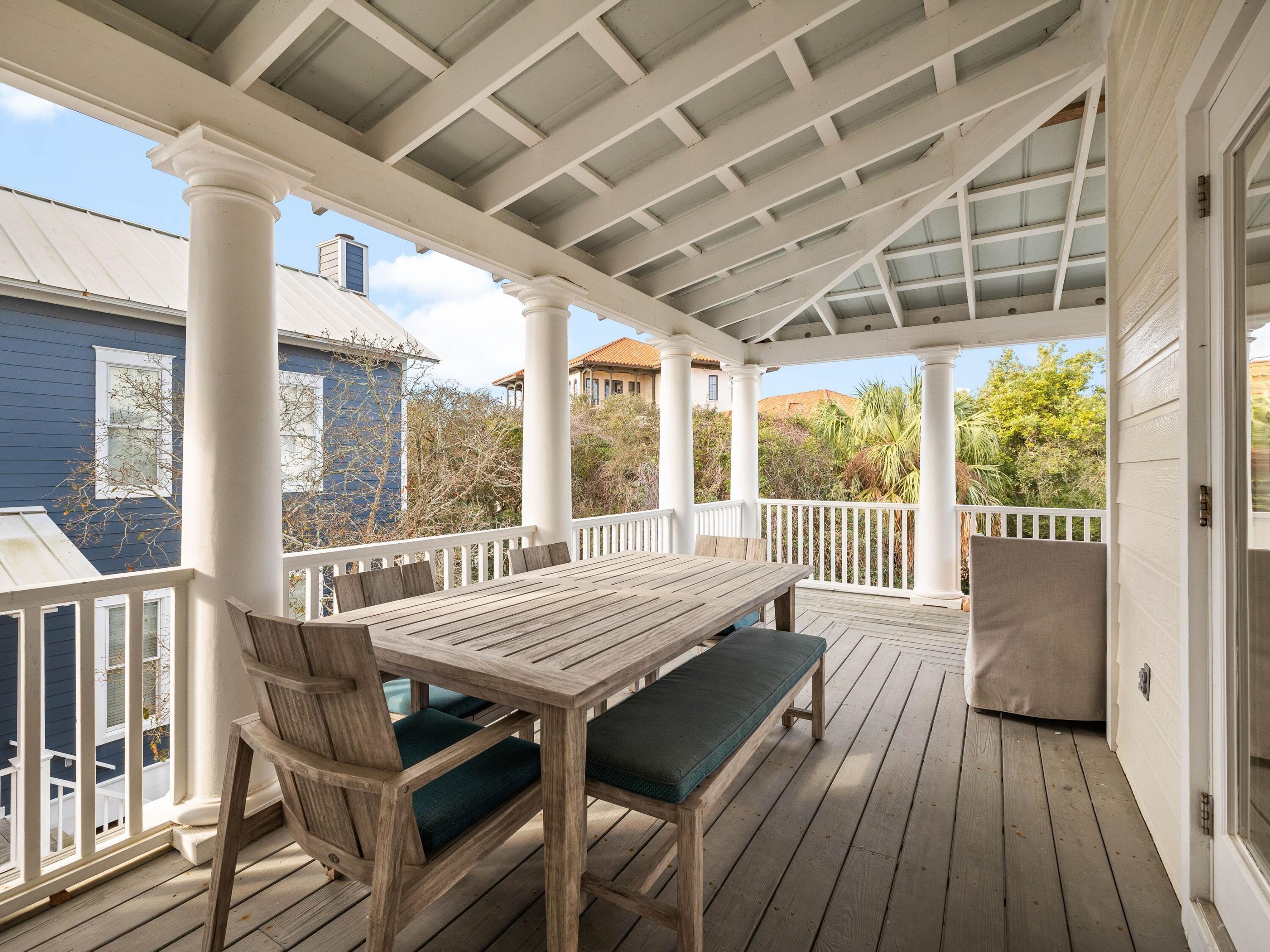 PARADISE TOO - Residential