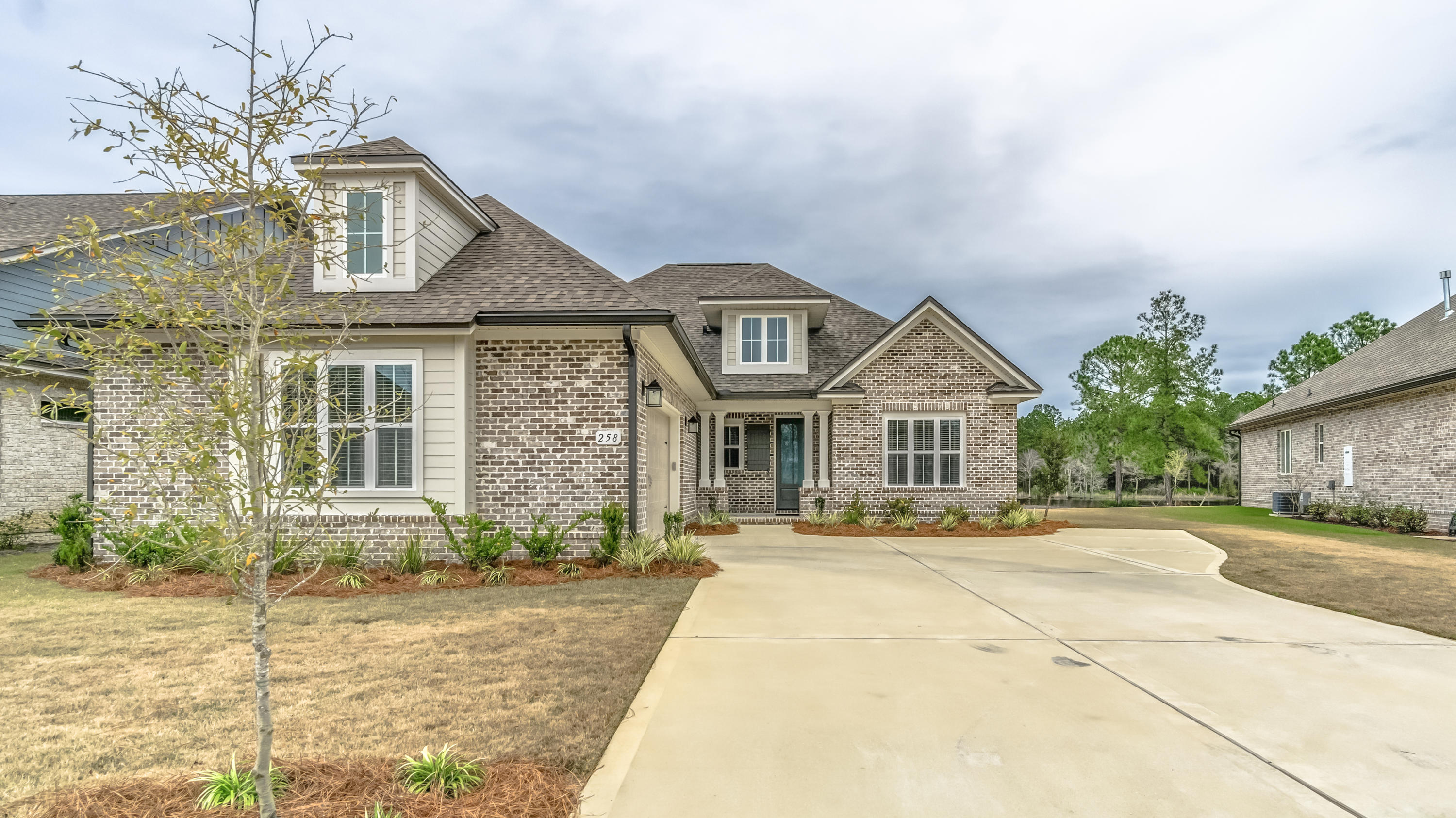 HAMMOCK BAY - Residential